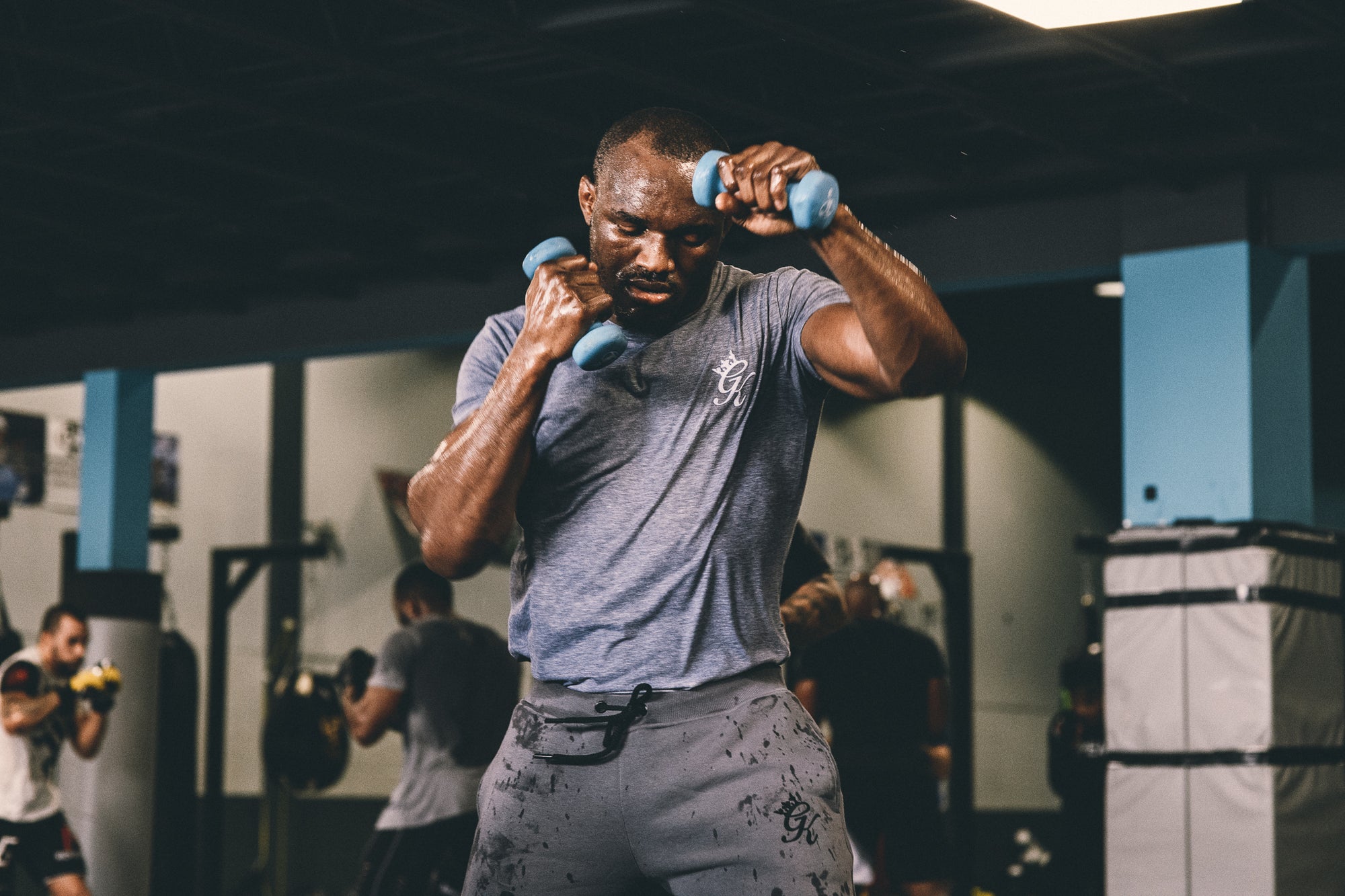 Kamaru Usman defends his title