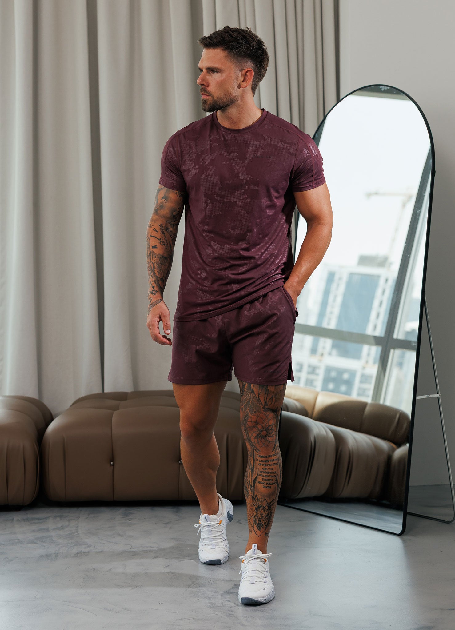 Gym King Debossed Camo Short 5" - Mulberry