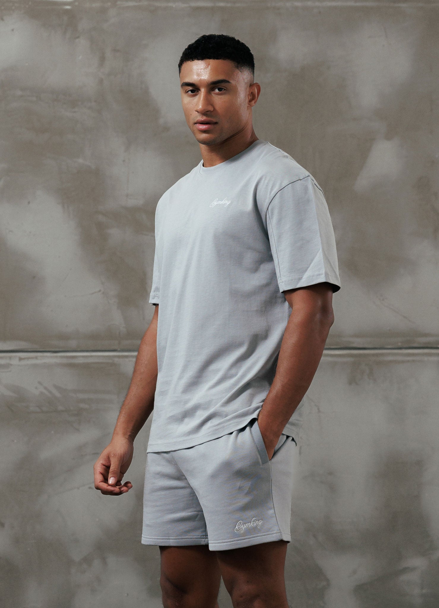 Gym King Script Relaxed Fit Tee - Urban Grey