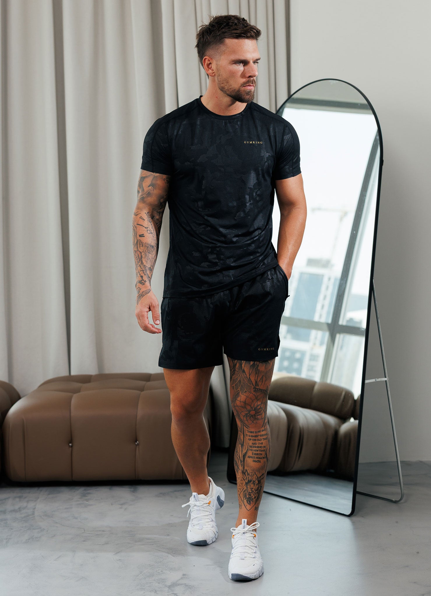 Gym King Debossed Camo Short 5" - Black/Gold