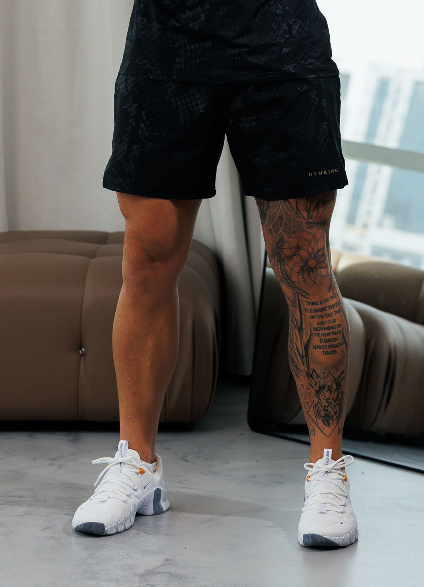 Gym King Debossed Camo Short 5" - Black/Gold
