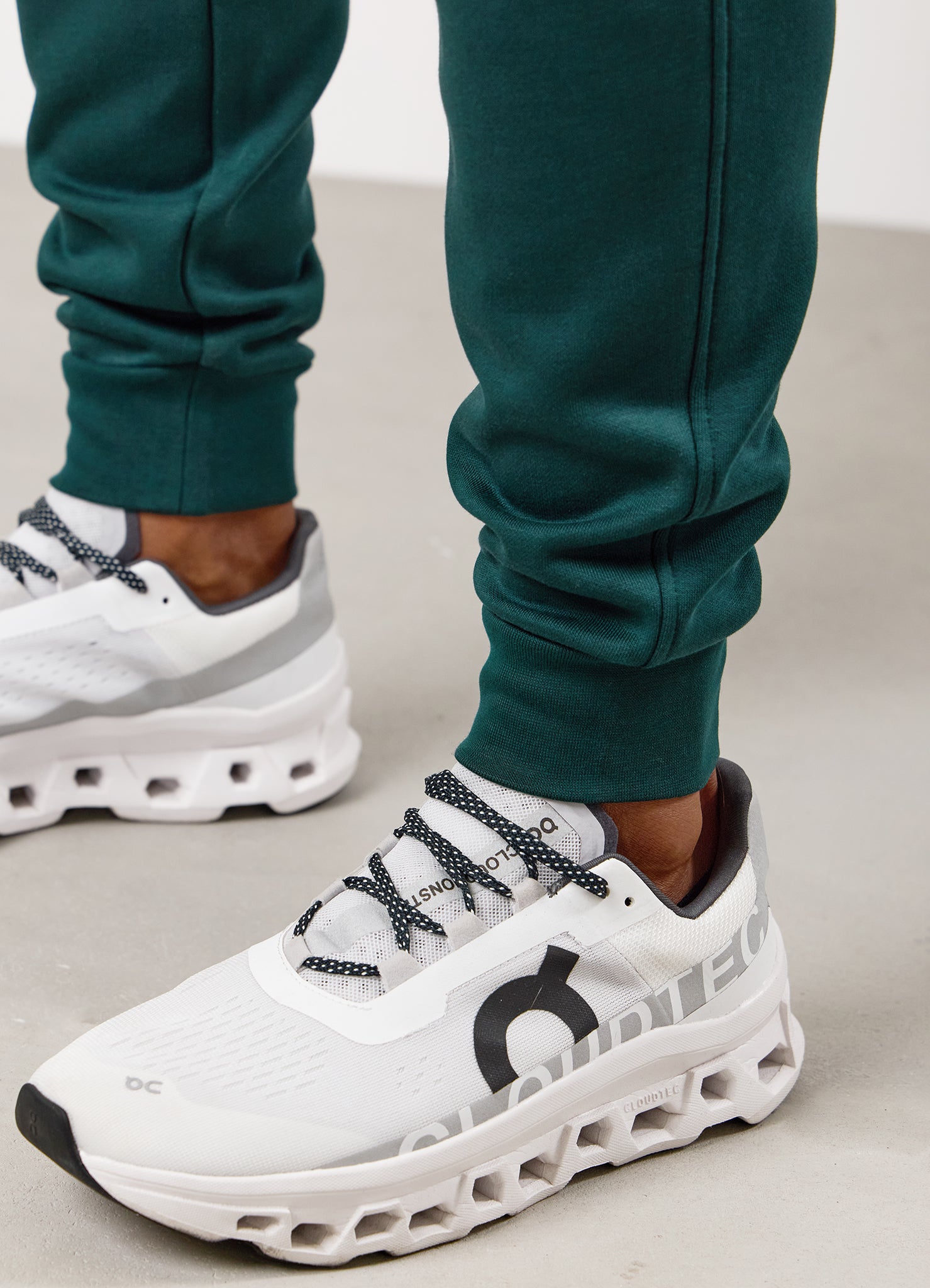 Gym King Aventus Fleece Jogger - Deep Forest Green