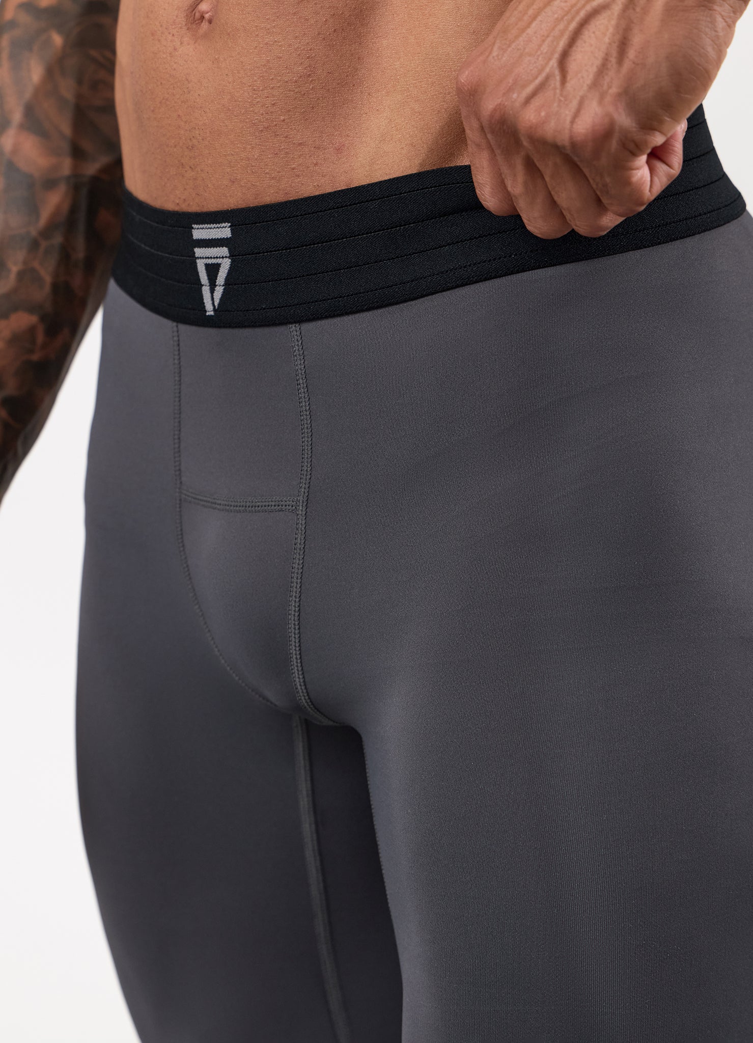 Gym King Fight Division Combat Compression Legging - Graphite