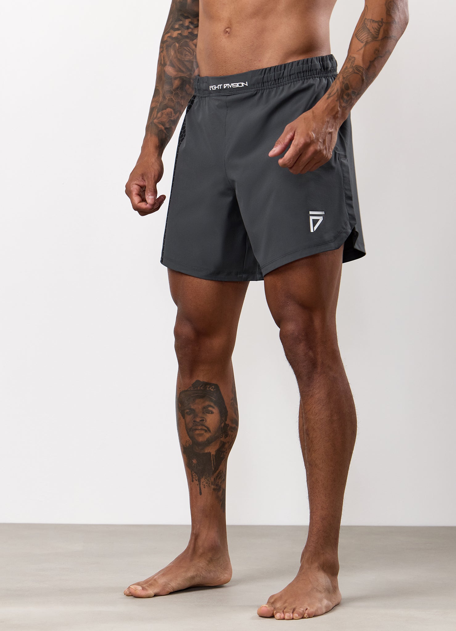Gym King Fight Division Combat 7" Short - Graphite