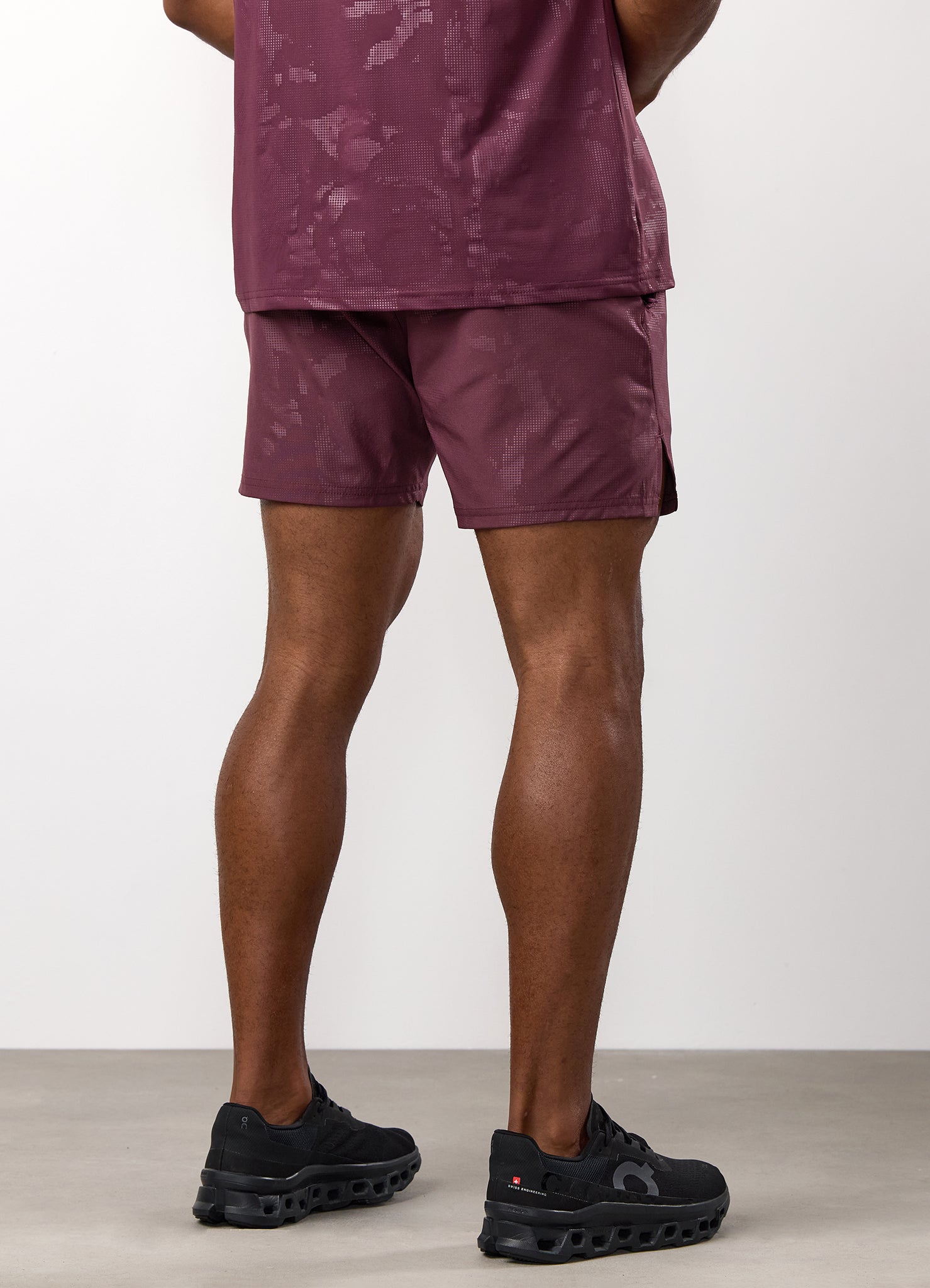 Gym King Debossed Camo Short 5" - Mulberry