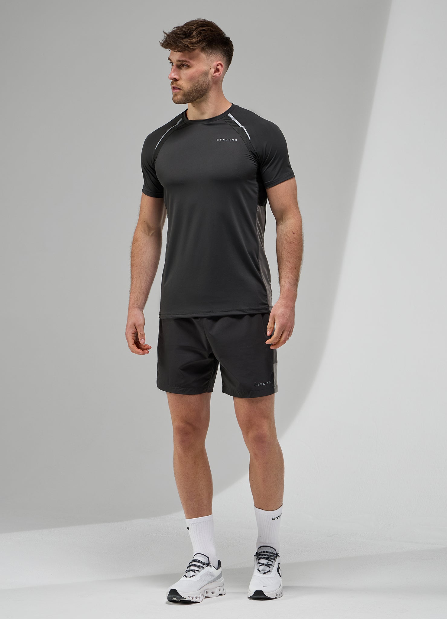 Gym King Focus Woven Tee - Black / Twilight Grey