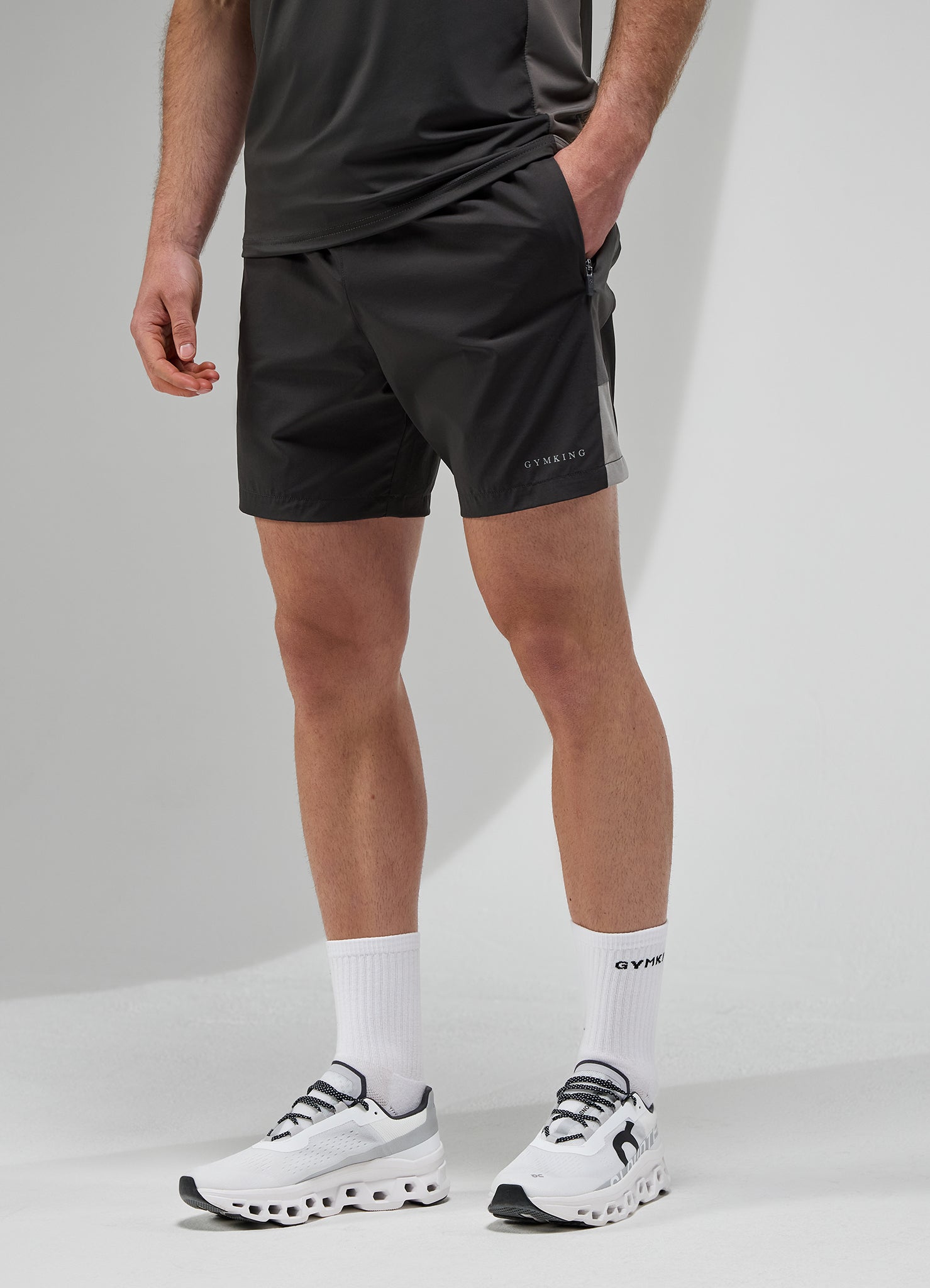 Gym King Focus Woven Short - Black/Twilight Grey