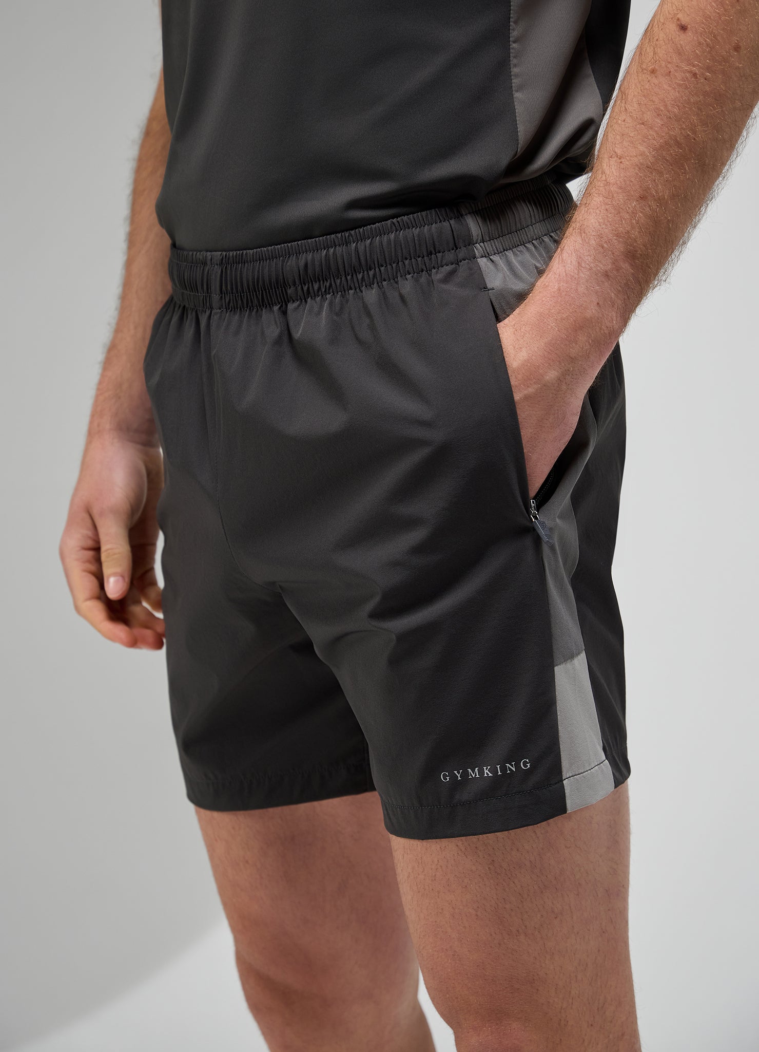 Gym King Focus Woven Short - Black/Twilight Grey