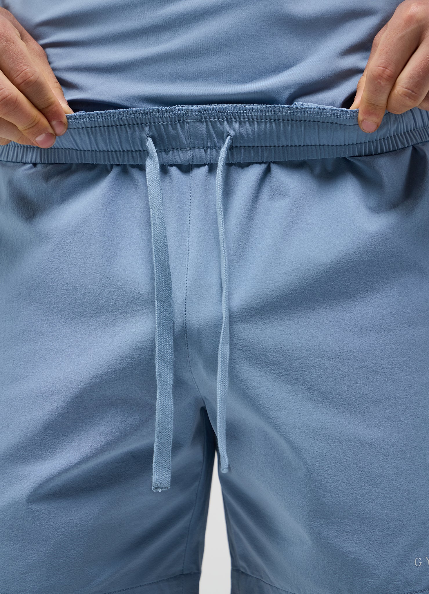 Gym King Focus Woven Short - Dusk Blue/White