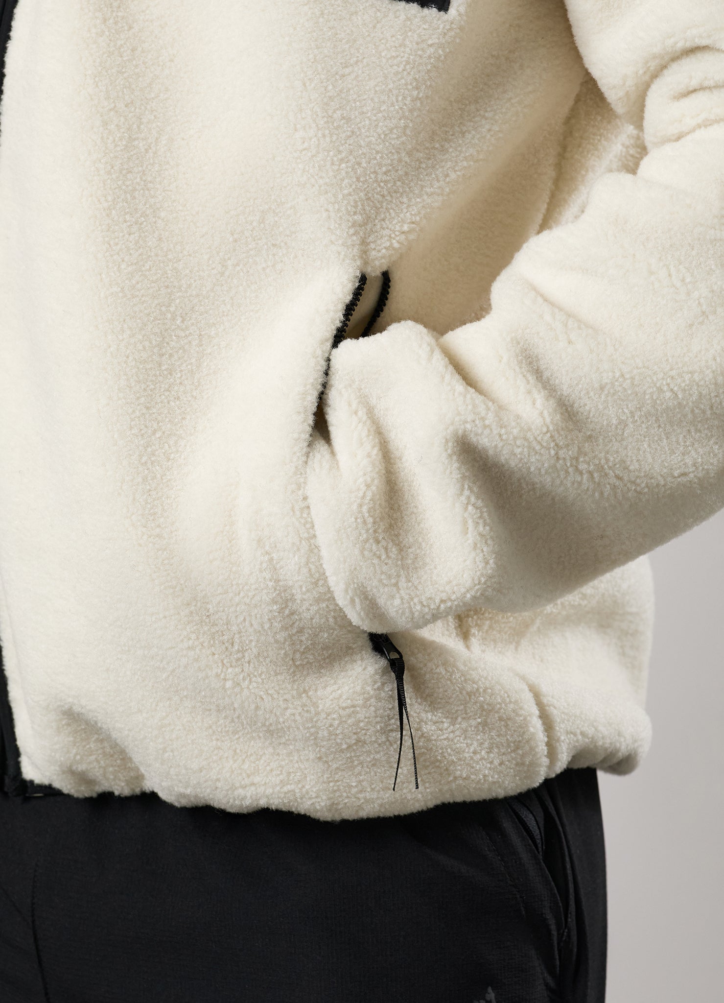Gym King Linear Full Zip Borg Jacket - Cream