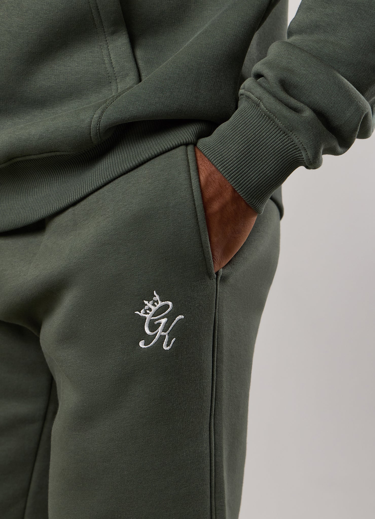 Gym King Fundamental Fleece Jogger - Deep Olive