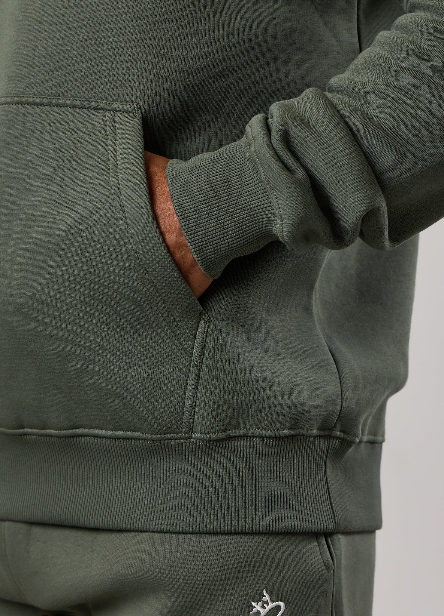 Gym King Fundamental Fleece Hood - Deep Olive
