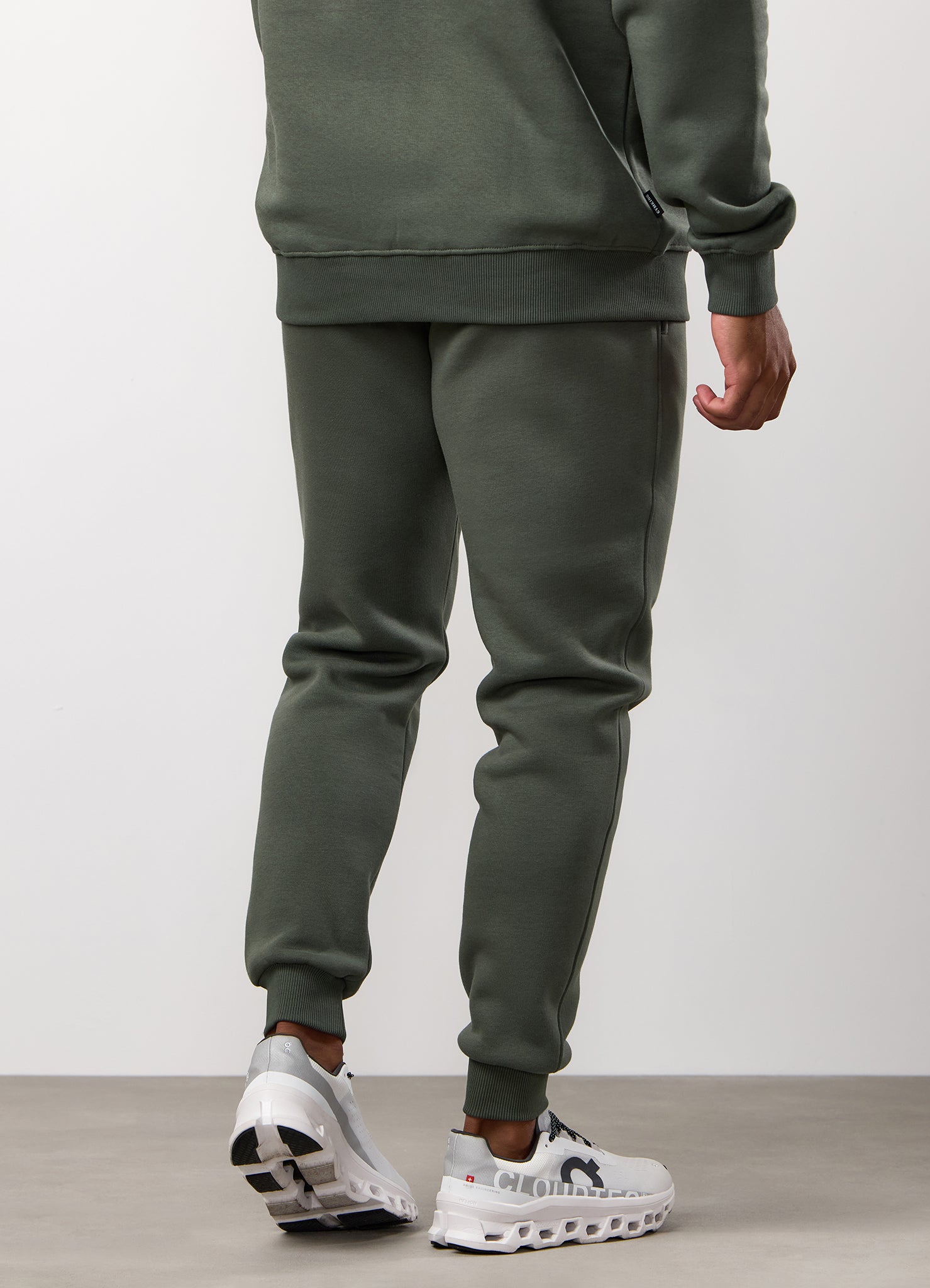 Gym King Fundamental Fleece Jogger - Deep Olive