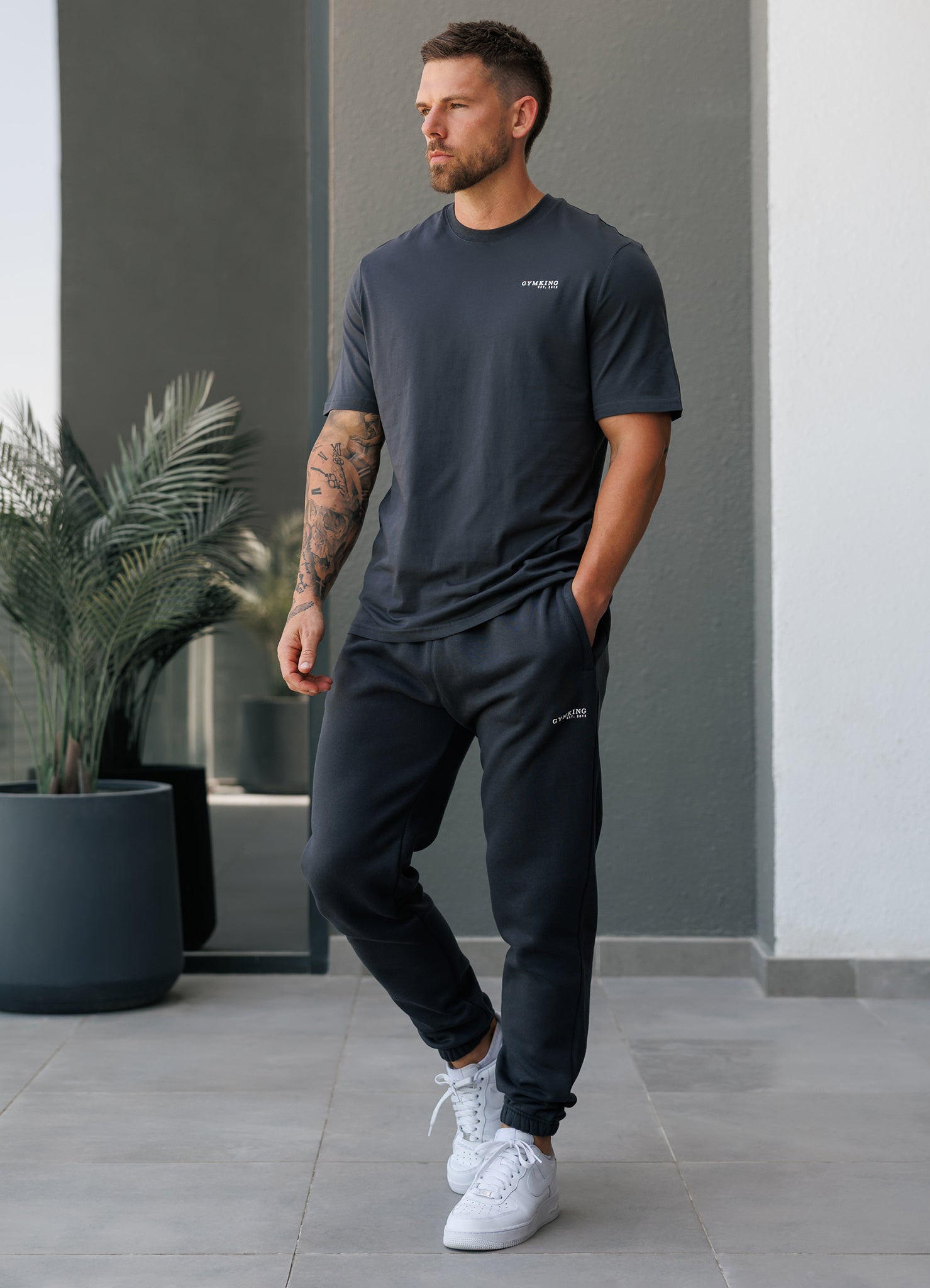 Gym King Established Relaxed Fit Jogger - Pewter/White