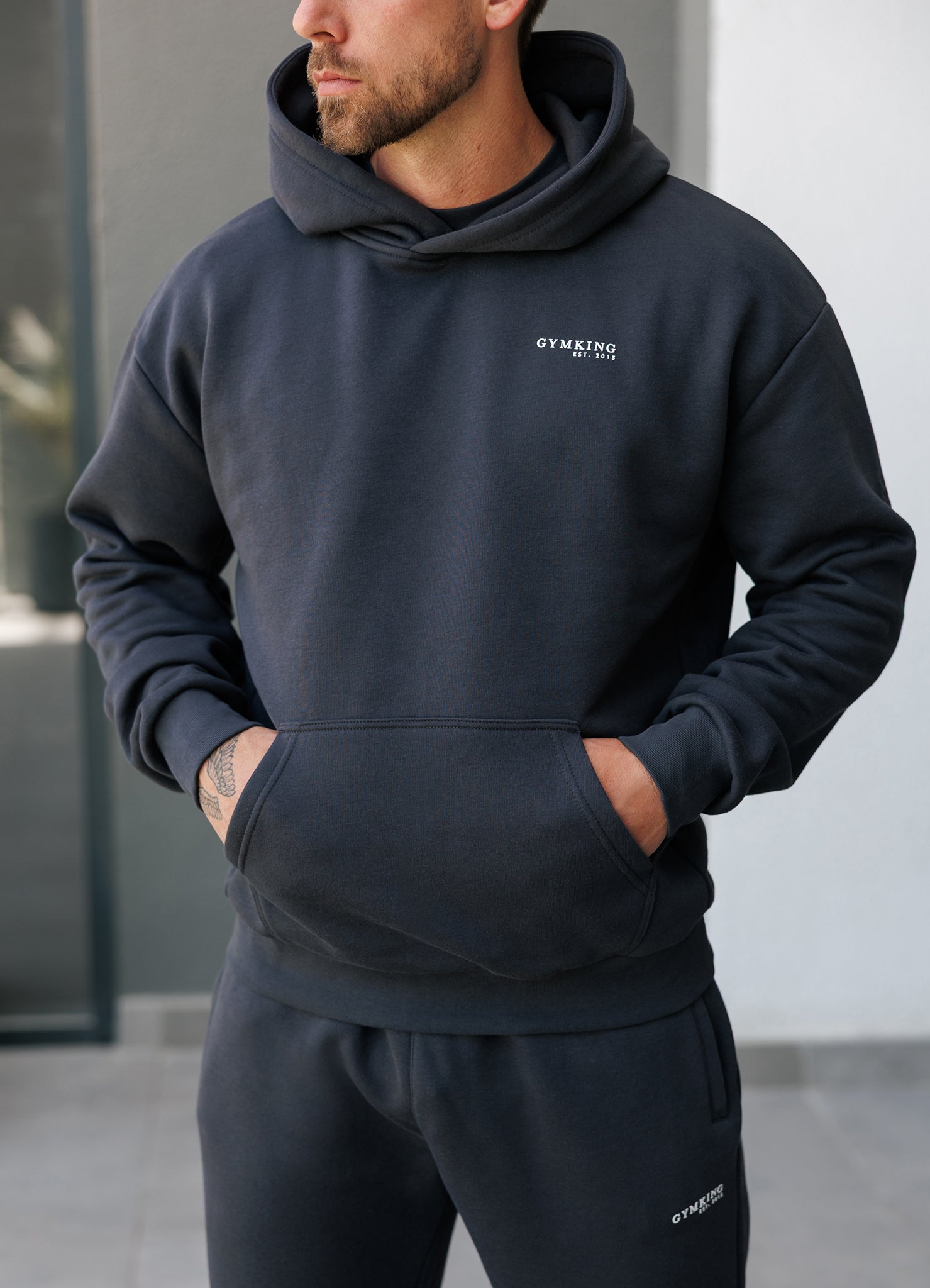 Gym King Established Relaxed Fit Hood - Pewter/White