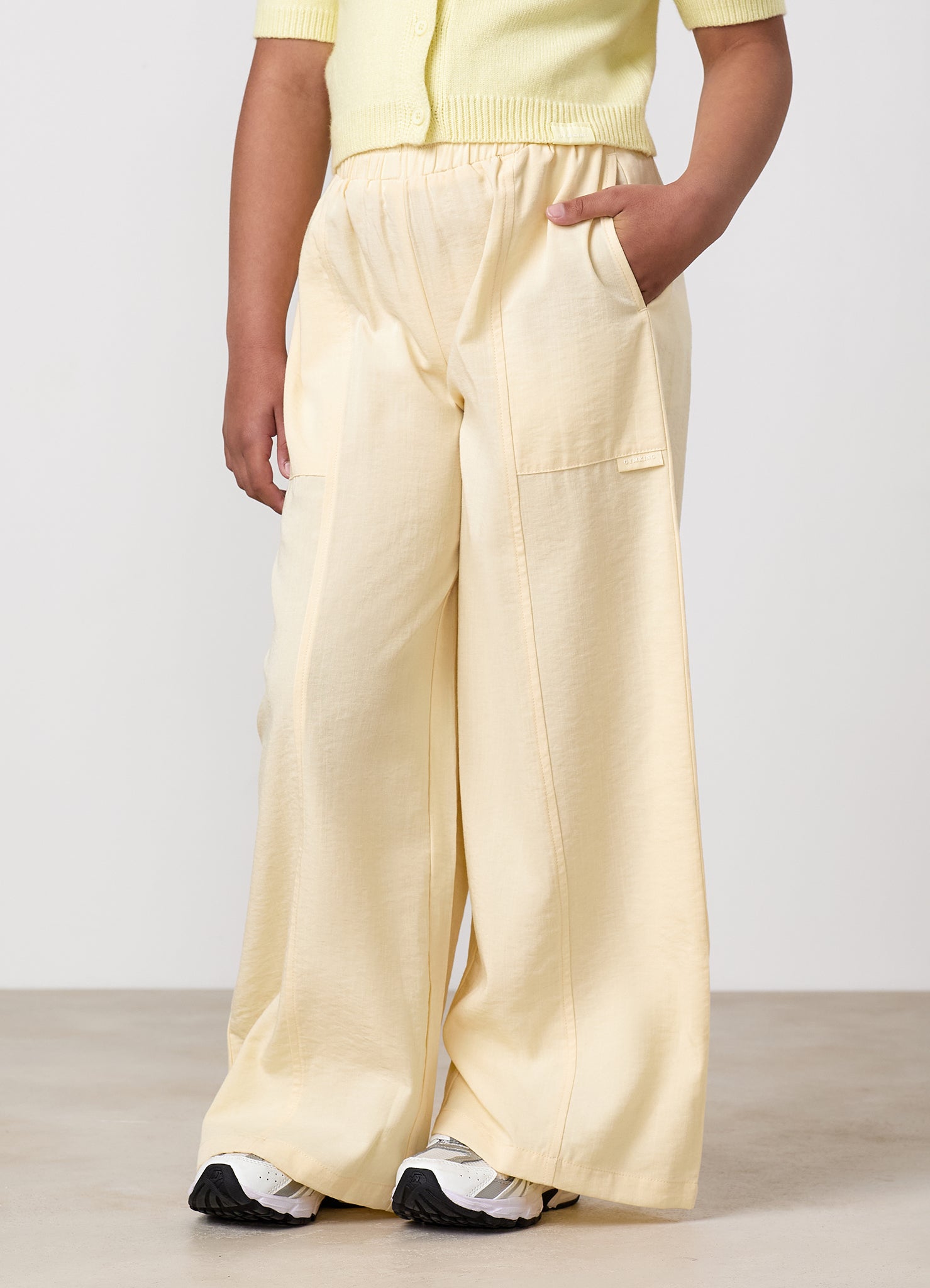 Gym King Older Kids Signature Woven Trousers - Buttermilk