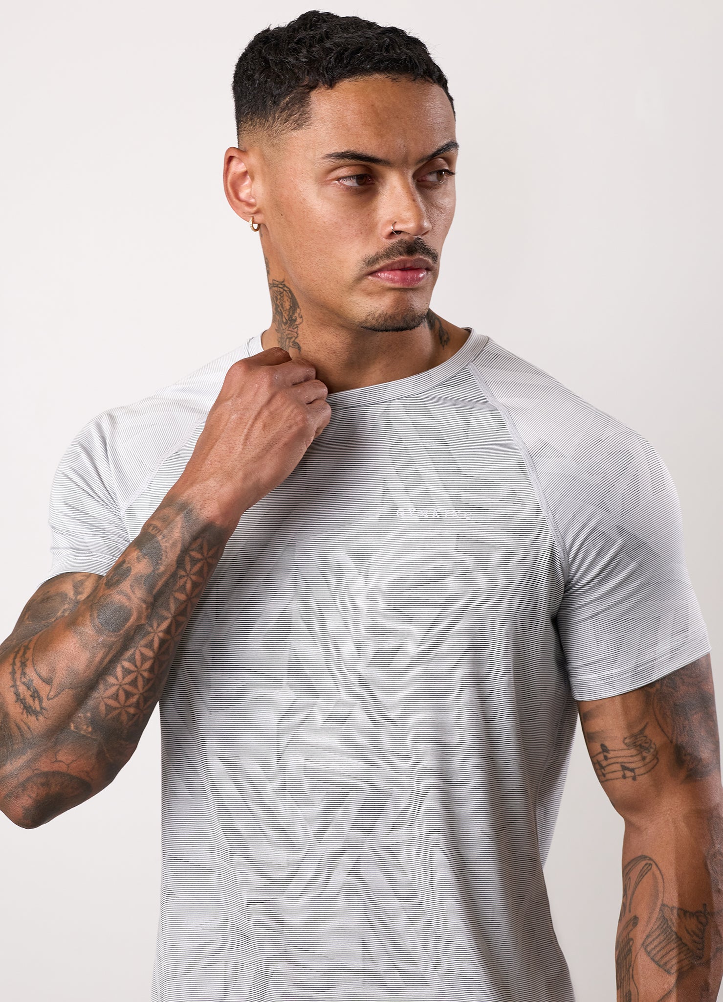 Gym King Limitless Abstract Knit Tee - White/Black