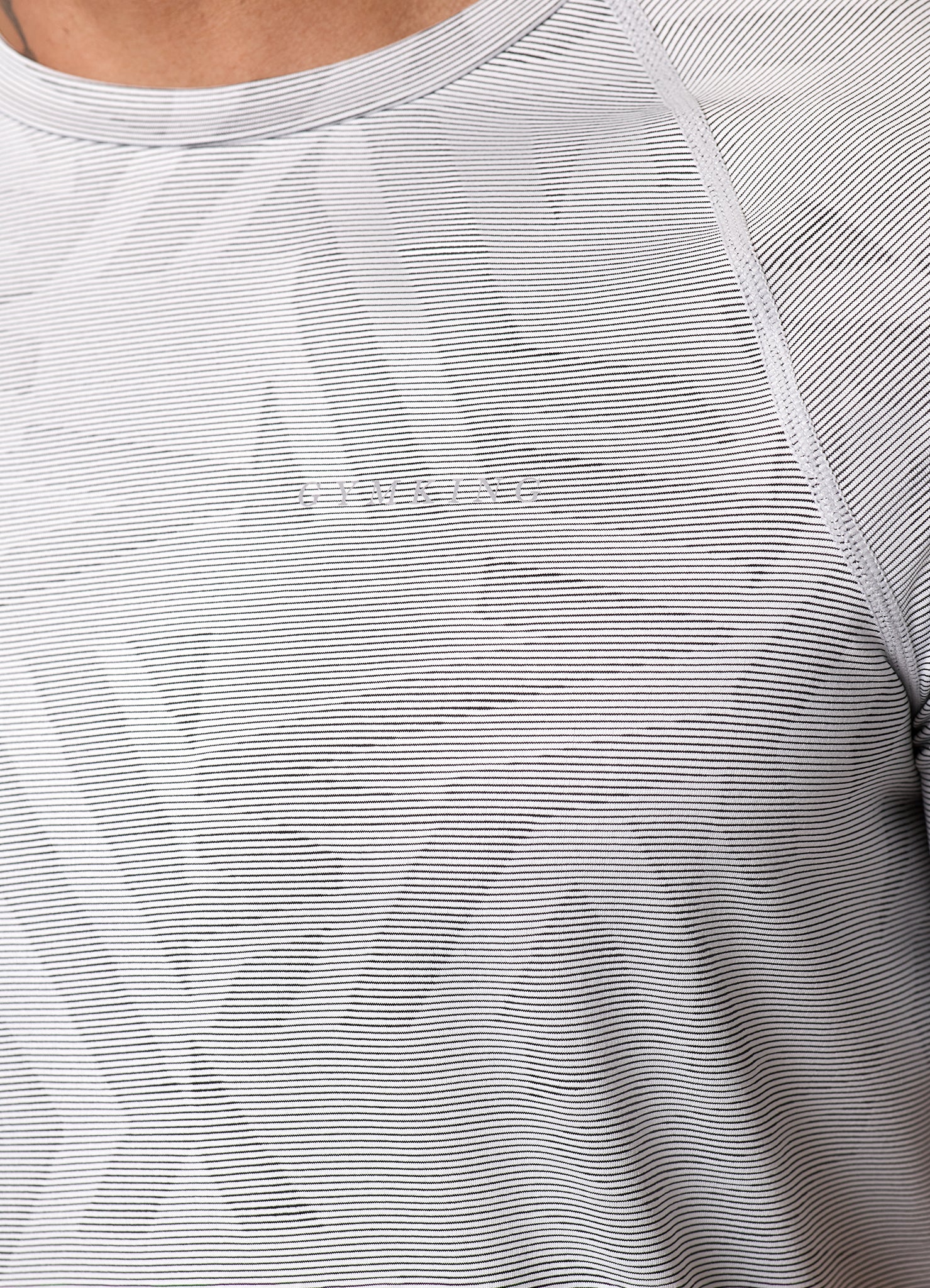 Gym King Limitless Abstract Knit Tee - White/Black