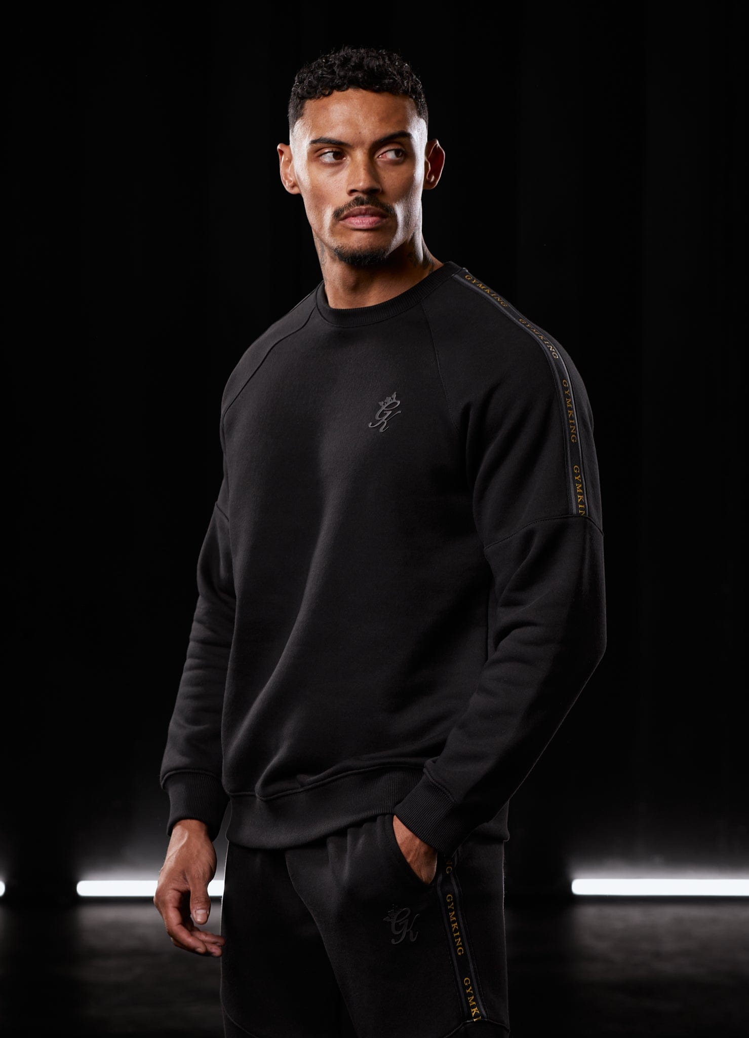Gym King Premium Taped Crew - Black/Gold