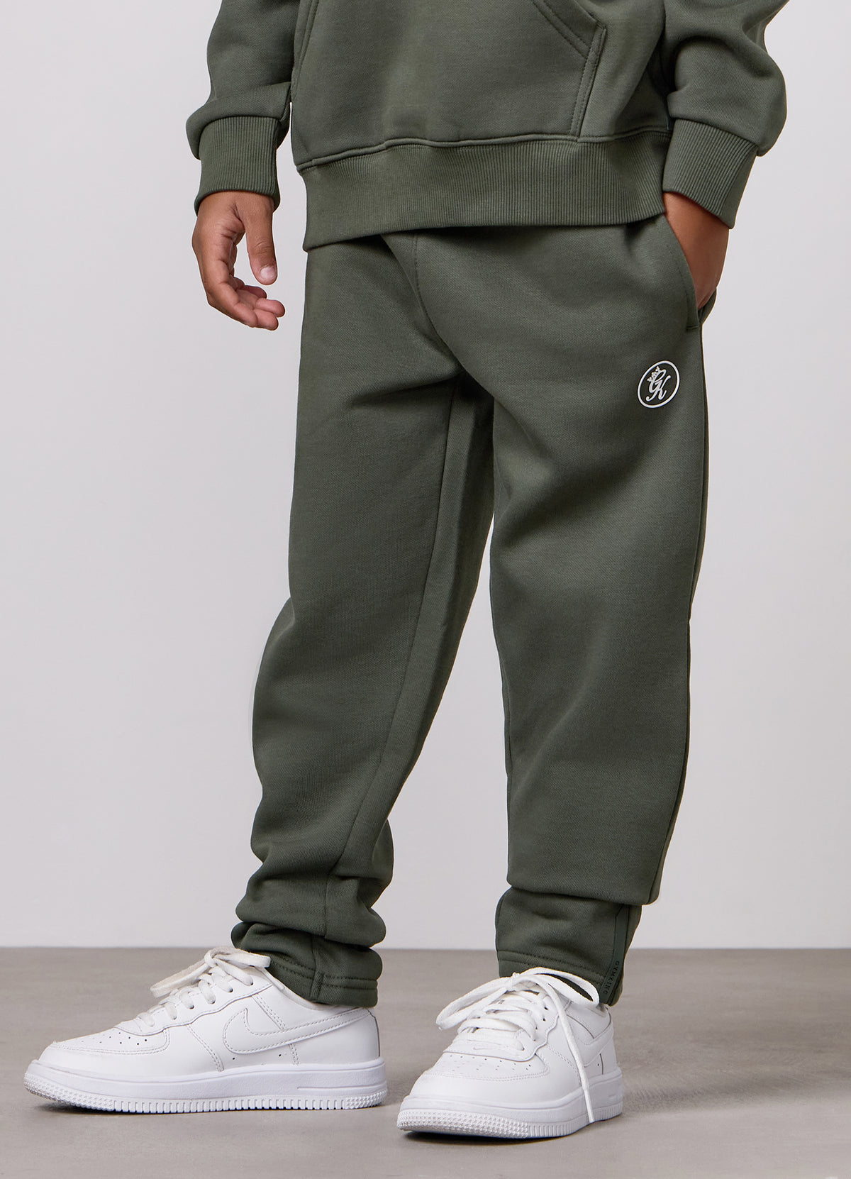 Gym King Younger Kids Pro Logo Jogger - Dark Olive