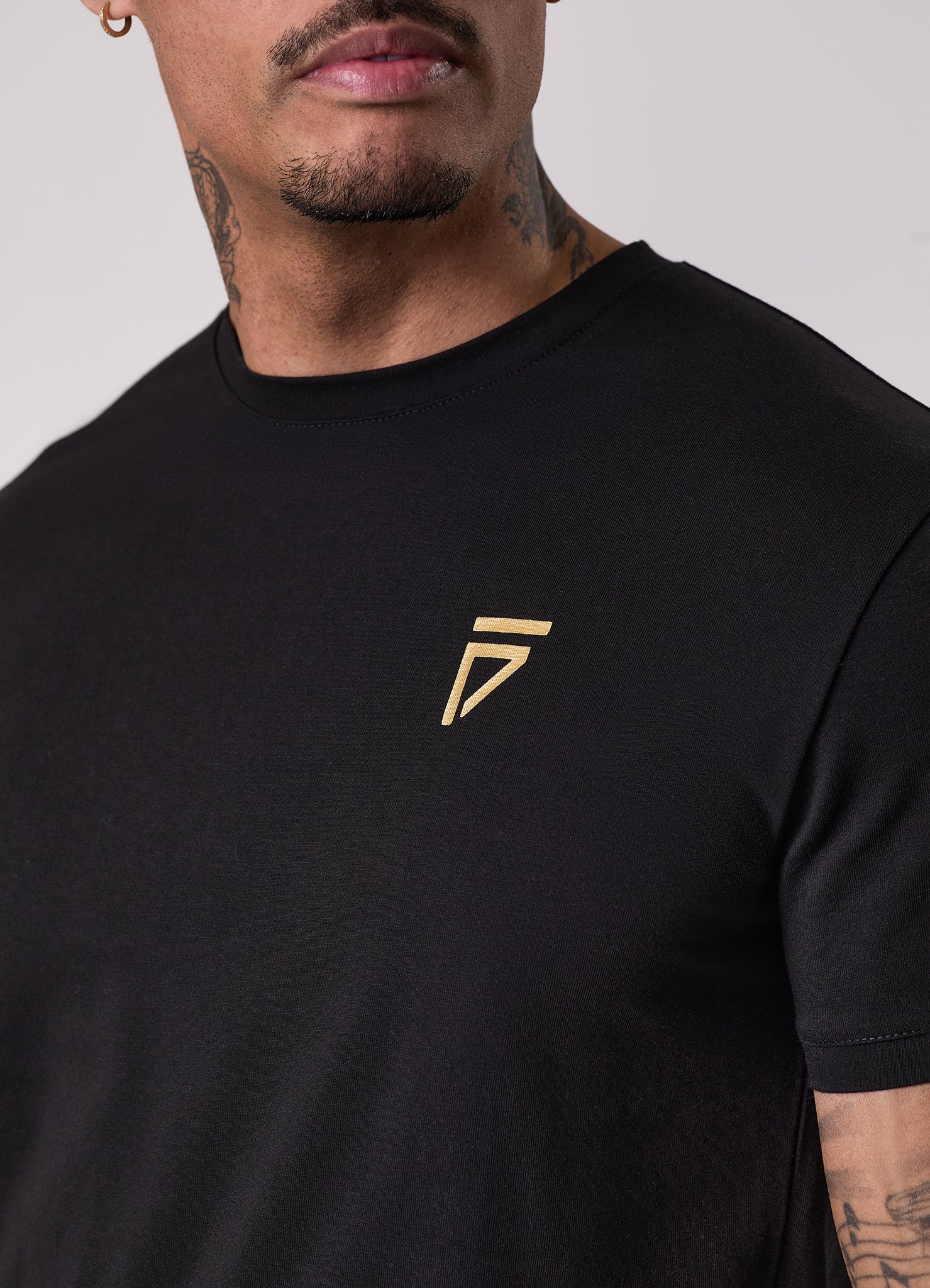 Gym King Fight Division Tee - Black