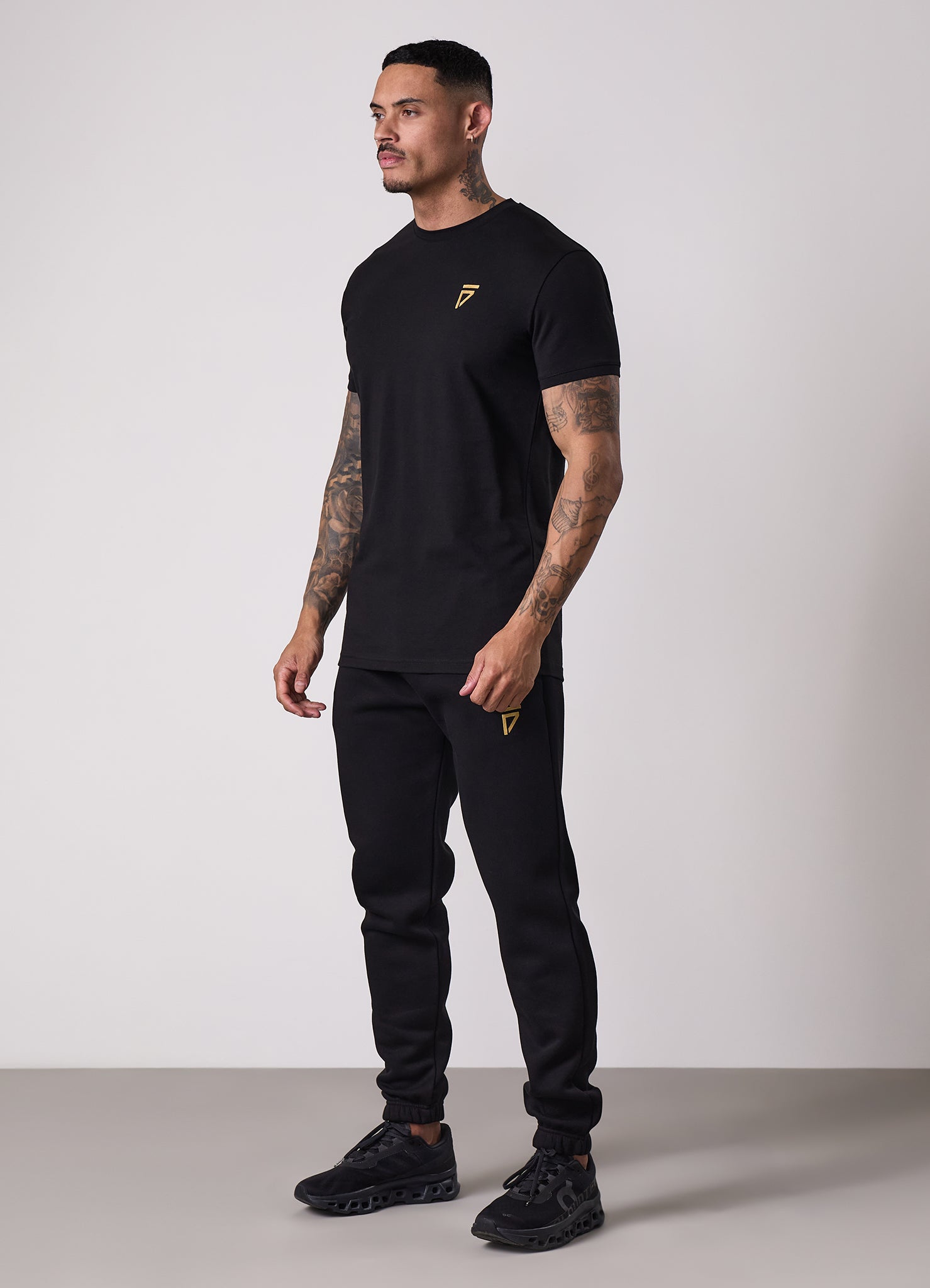 Gym King Fight Division Tee - Black