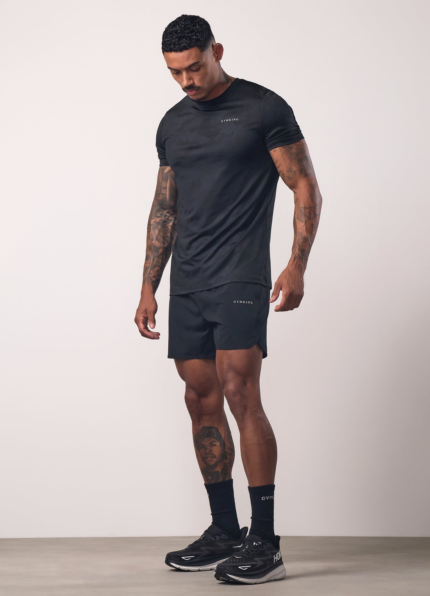 Gym King Relentless Camo Tee - Black