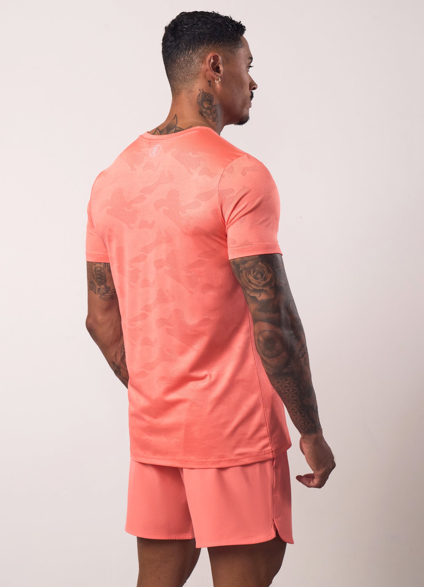Gym King Relentless Camo Tee - Coral Punch