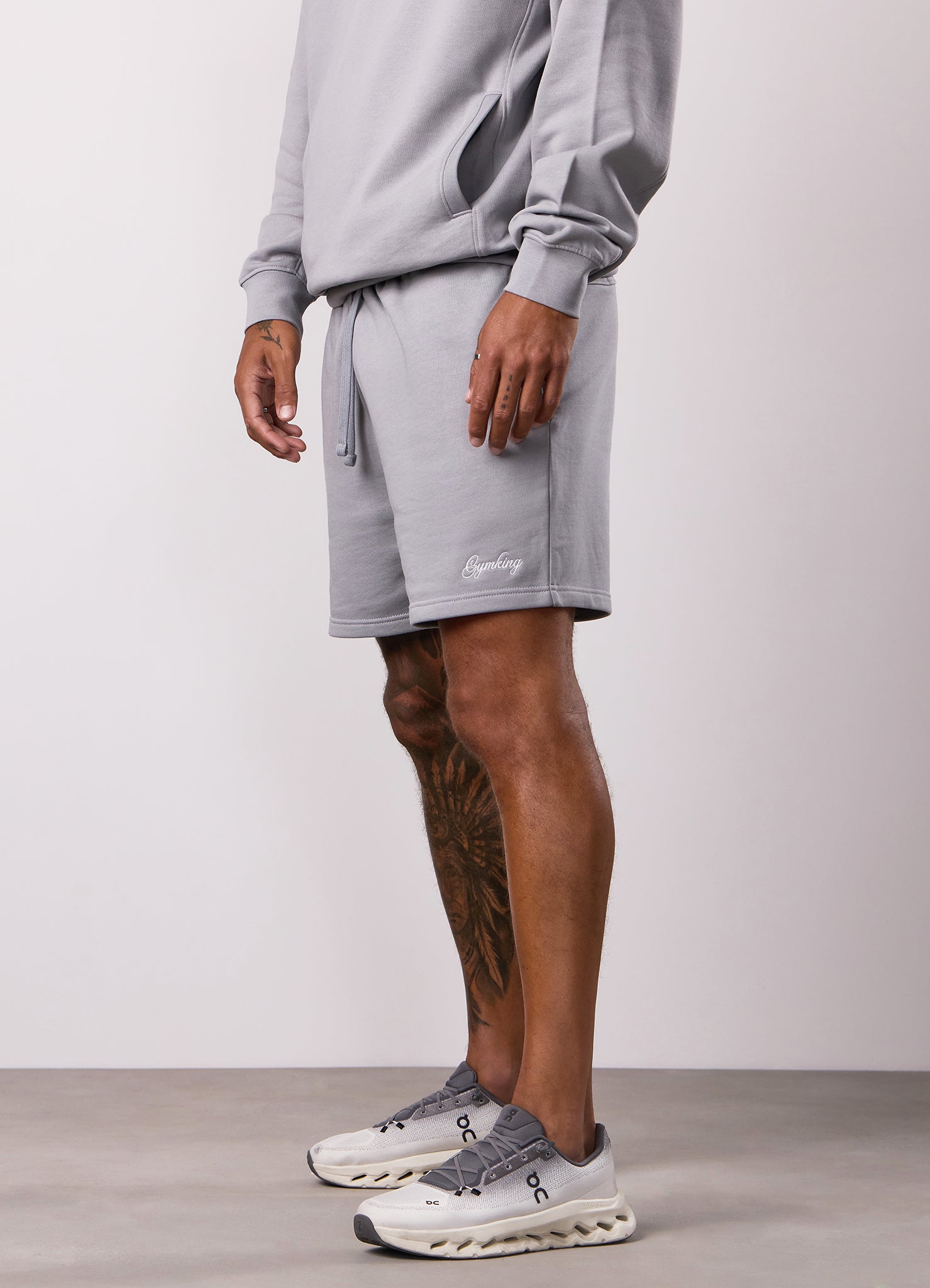 Gym King Script Relaxed Fit Short - Urban Grey
