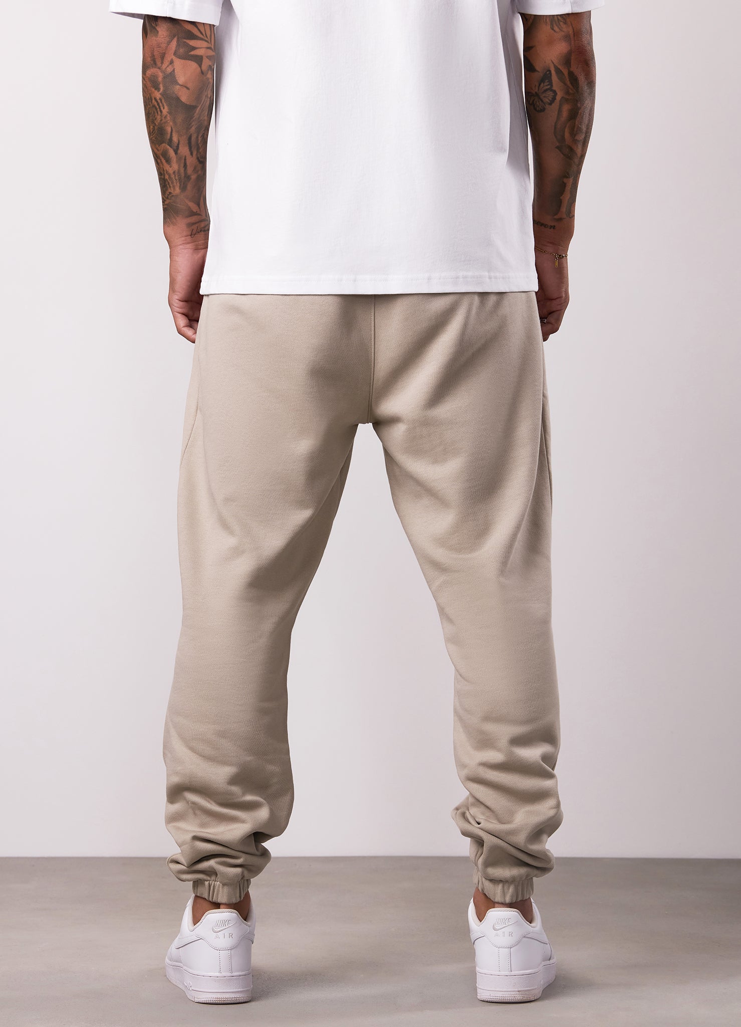 Gym King Script Relaxed Fit Jogger - Light Sand