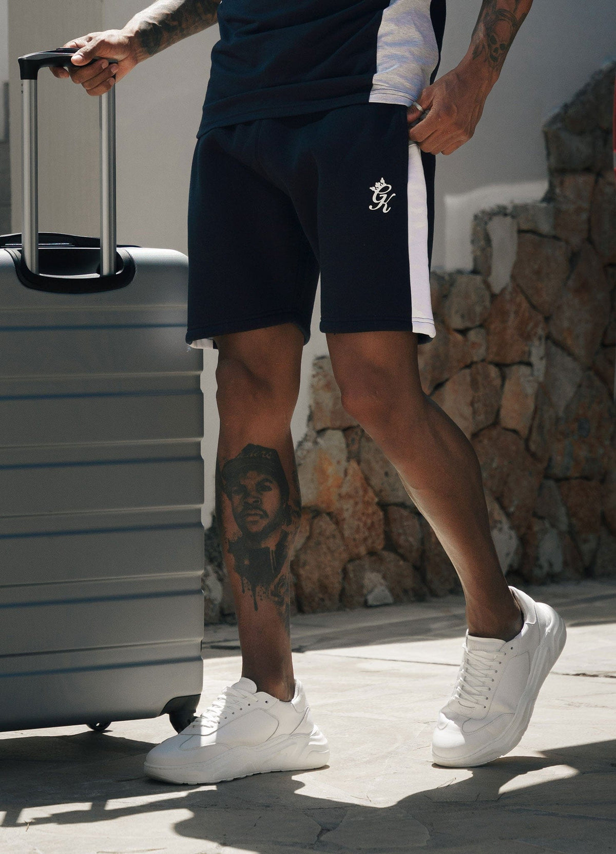Gym King Contrast Panel Short - Navy/White