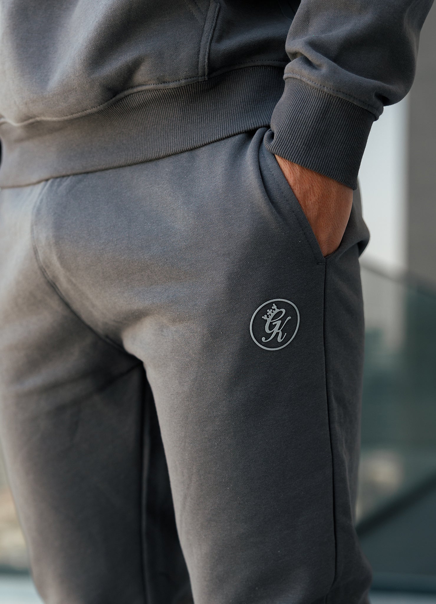 Gym King Pro Logo Jogger - Graphite