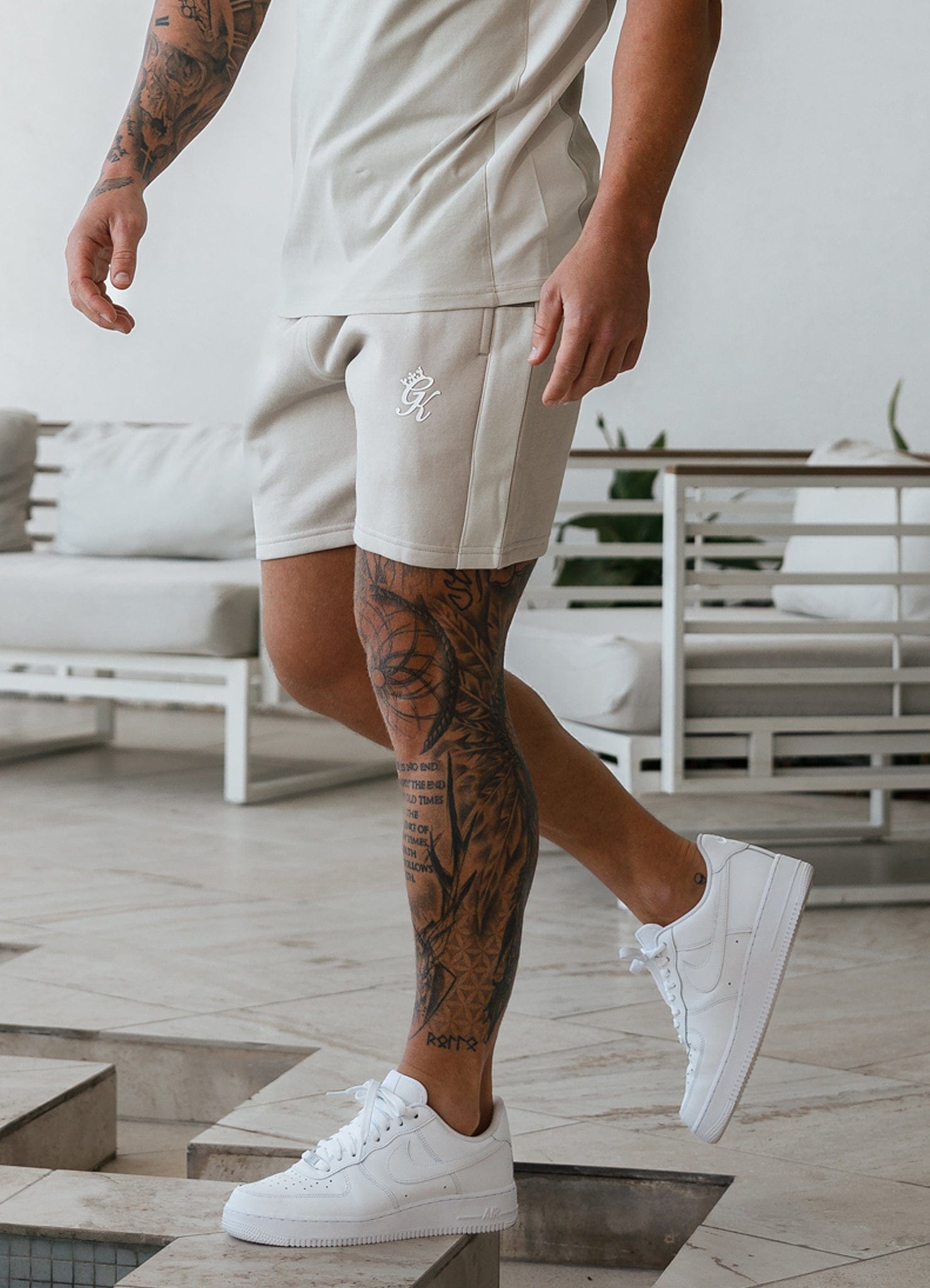 Gym King Contrast Panel Short - Taupe/Light Stone/White