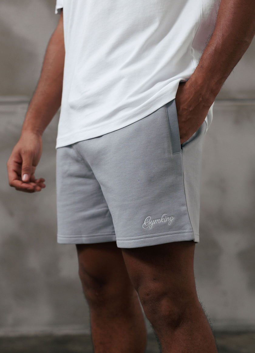 Gym King Script Relaxed Fit Short - Urban Grey
