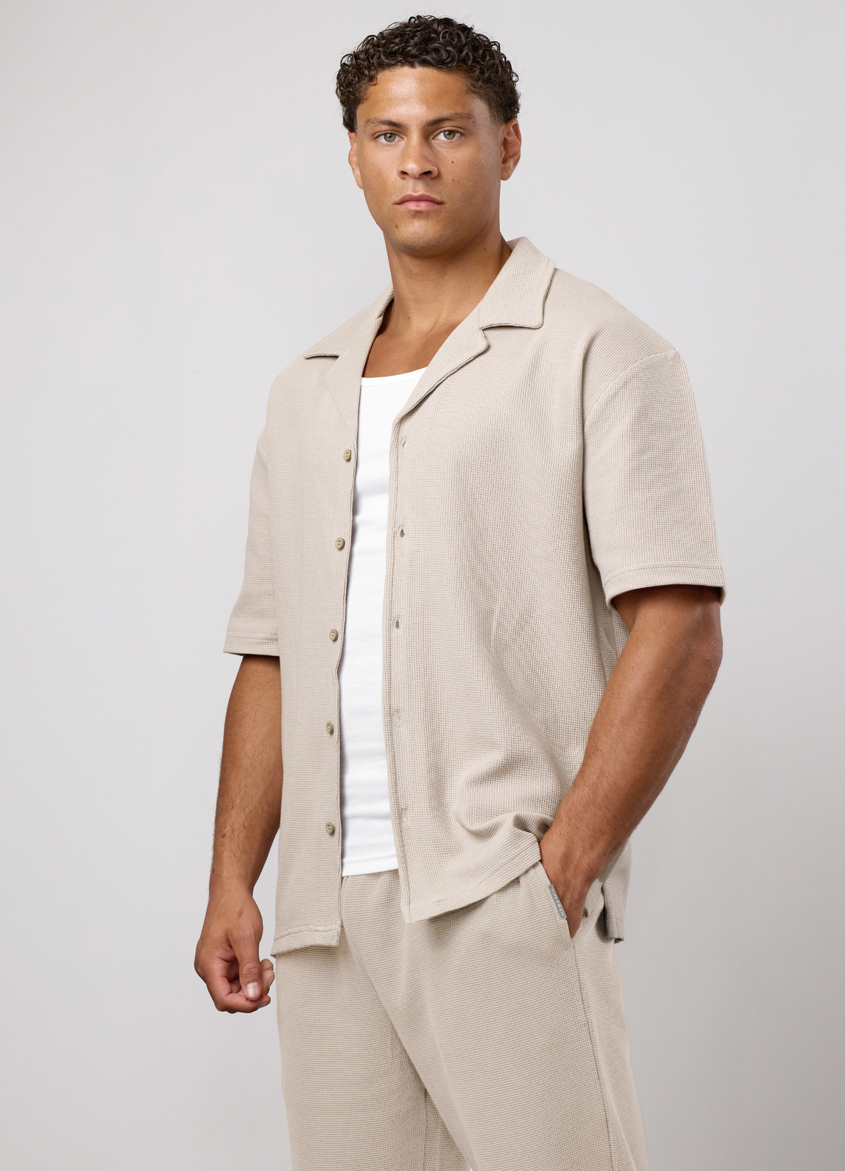 Gym King Signature Waffle Shirt - Light Stone