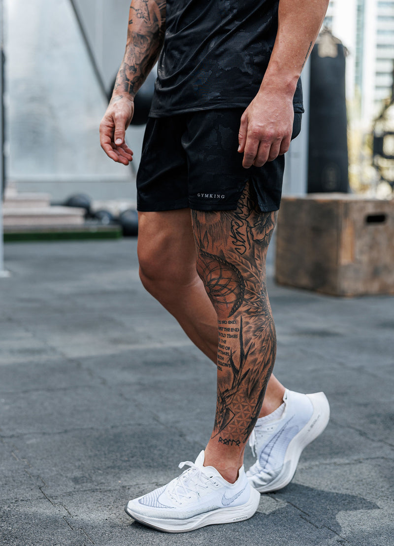 Gym King Debossed Camo Short 5" - Black