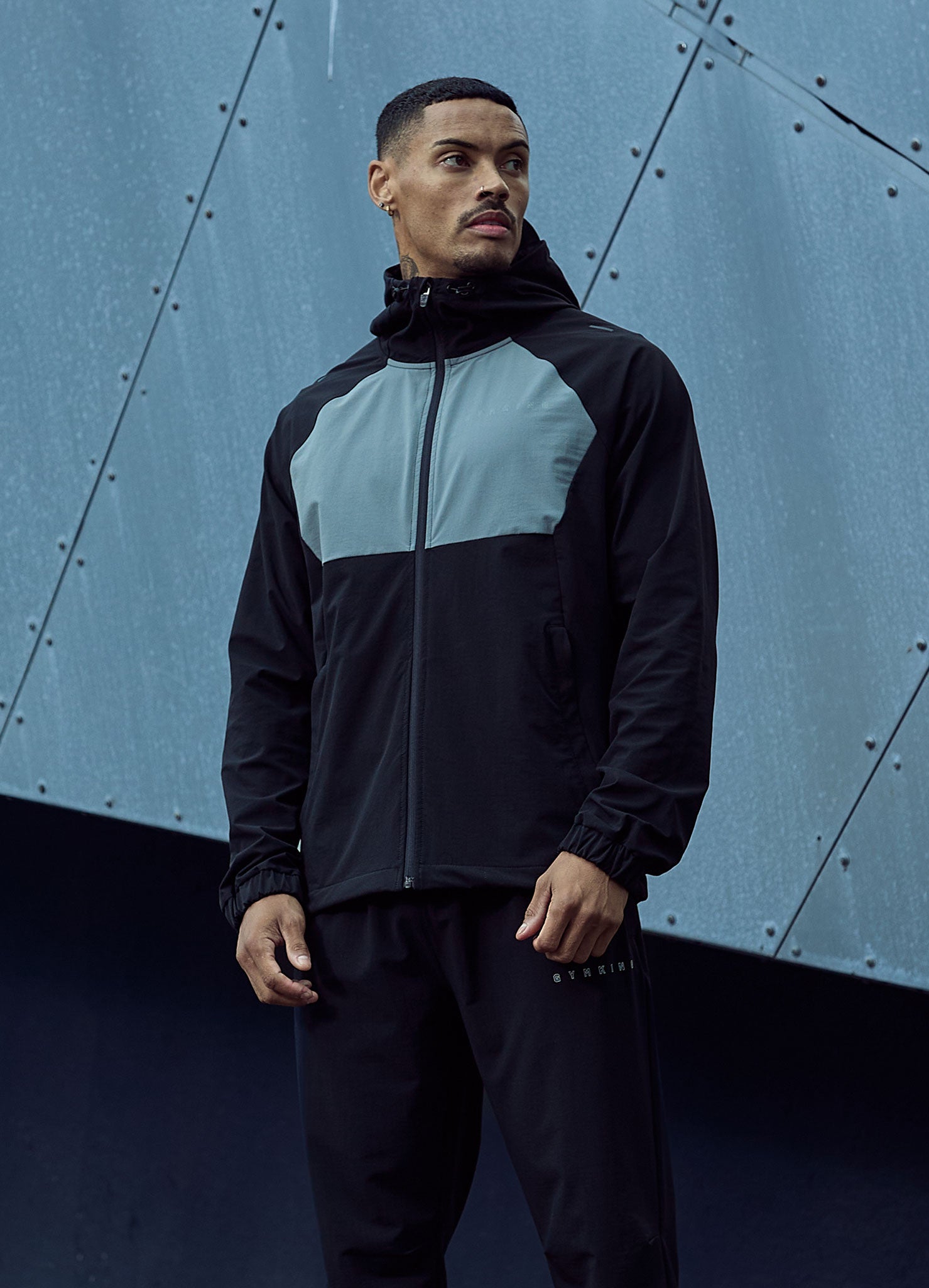 Black gym jacket best sale