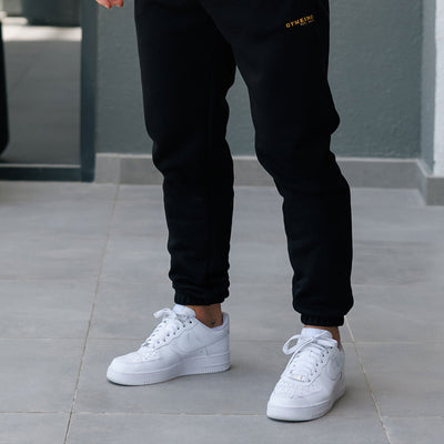 Gym King Established Relaxed Fit Jogger - Black/Gold