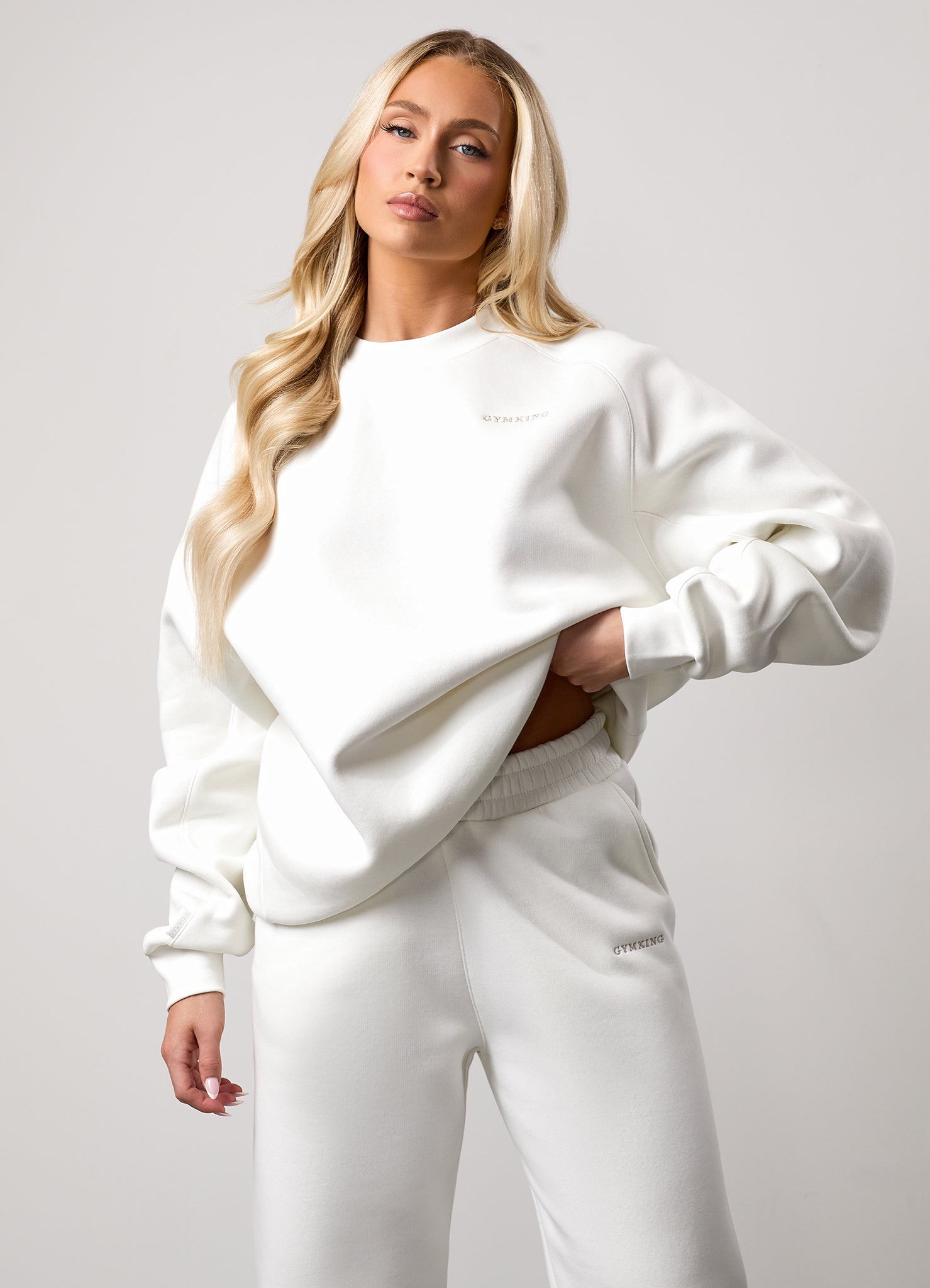 Gym King 365 Raglan Sleeve Crew - Cream