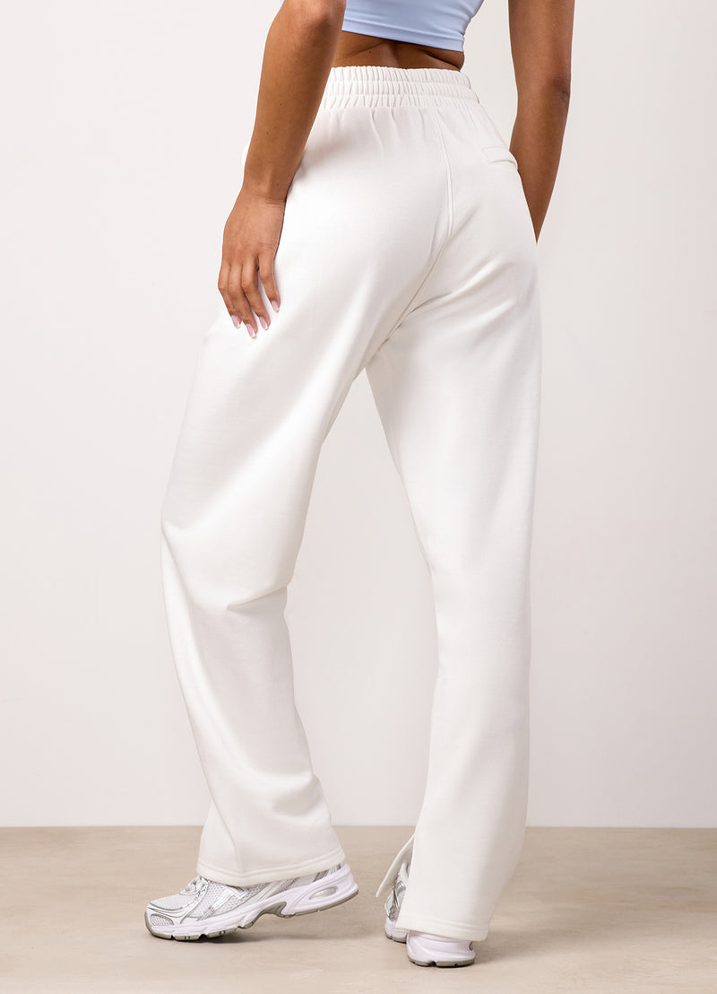 Gym King Shadow Straight Leg Jogger - Cream