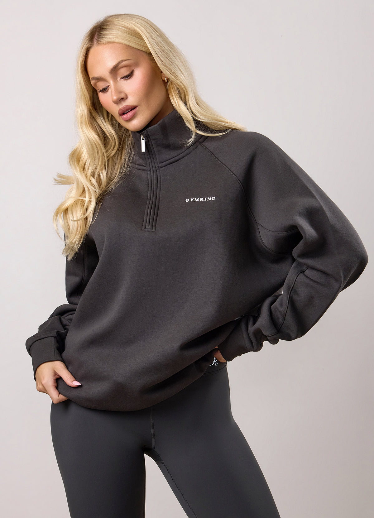 Gym King 365 Raglan Sleeve Funnel - Oyster Grey