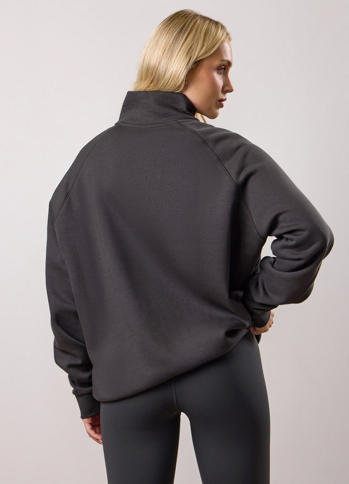 Gym King 365 Raglan Sleeve Funnel - Oyster Grey
