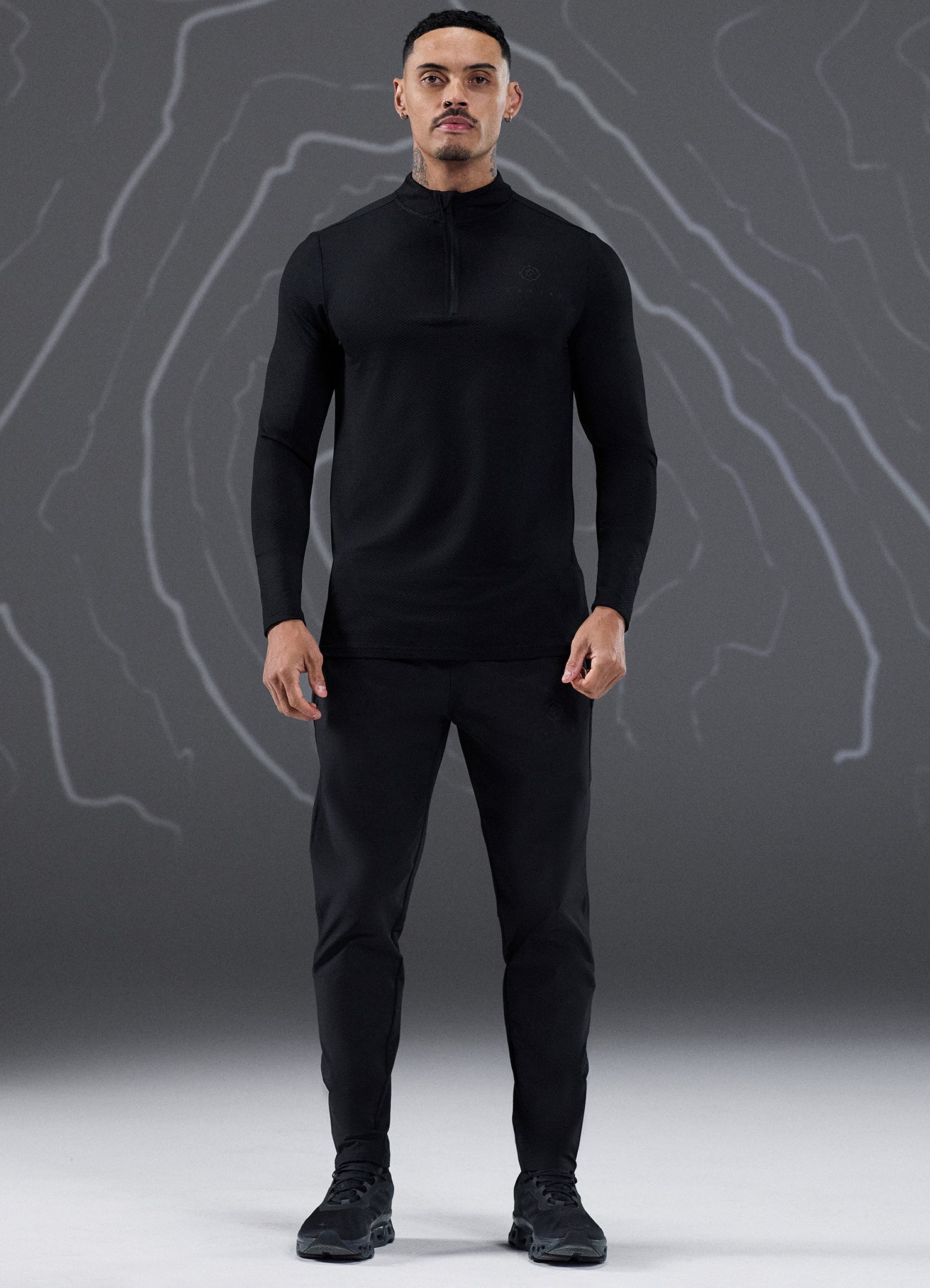 Gym King Rebellion Rogue 1/4 Zip - Black