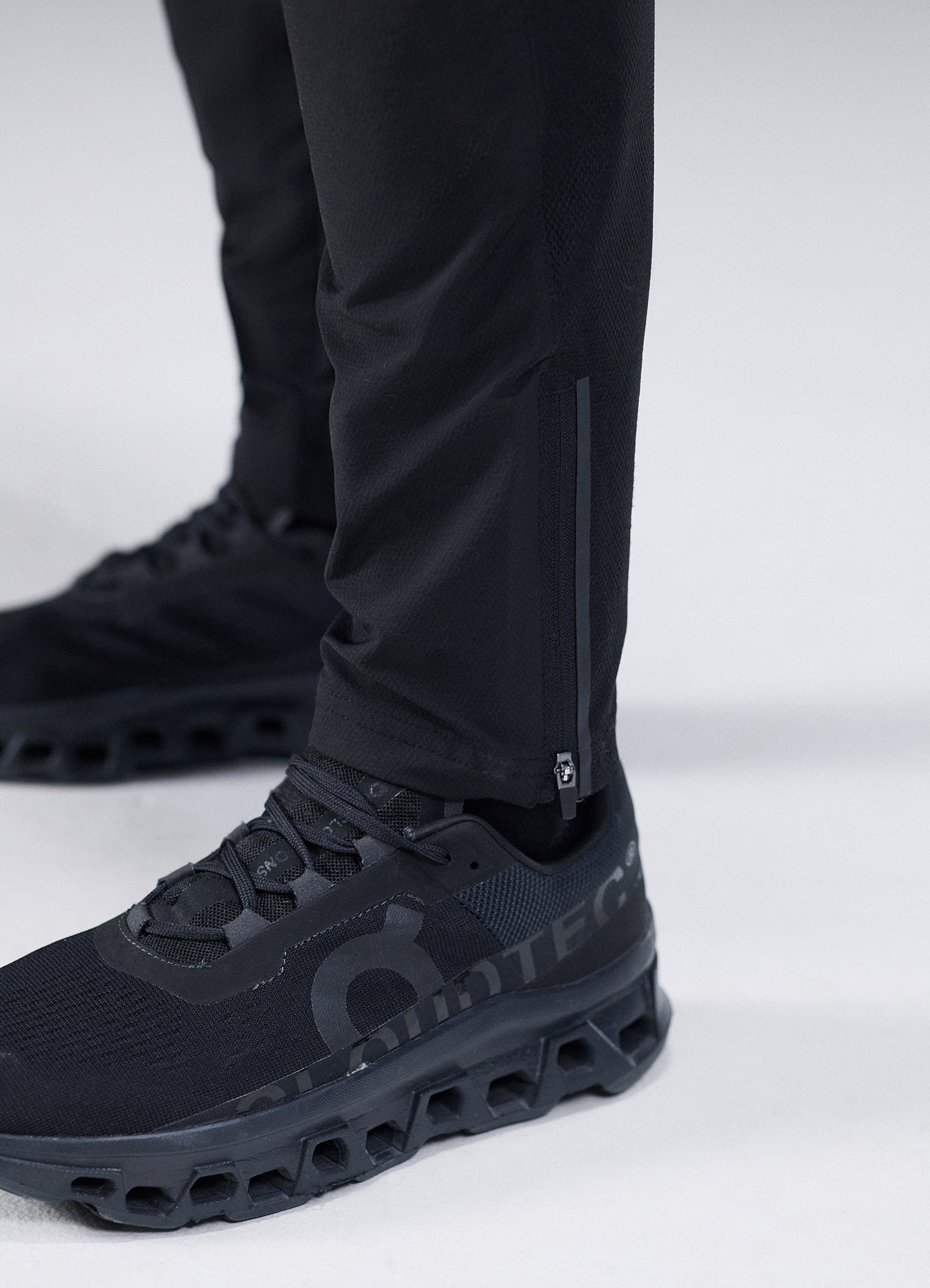 Gym King Rebellion Darkside Training Pant - Black