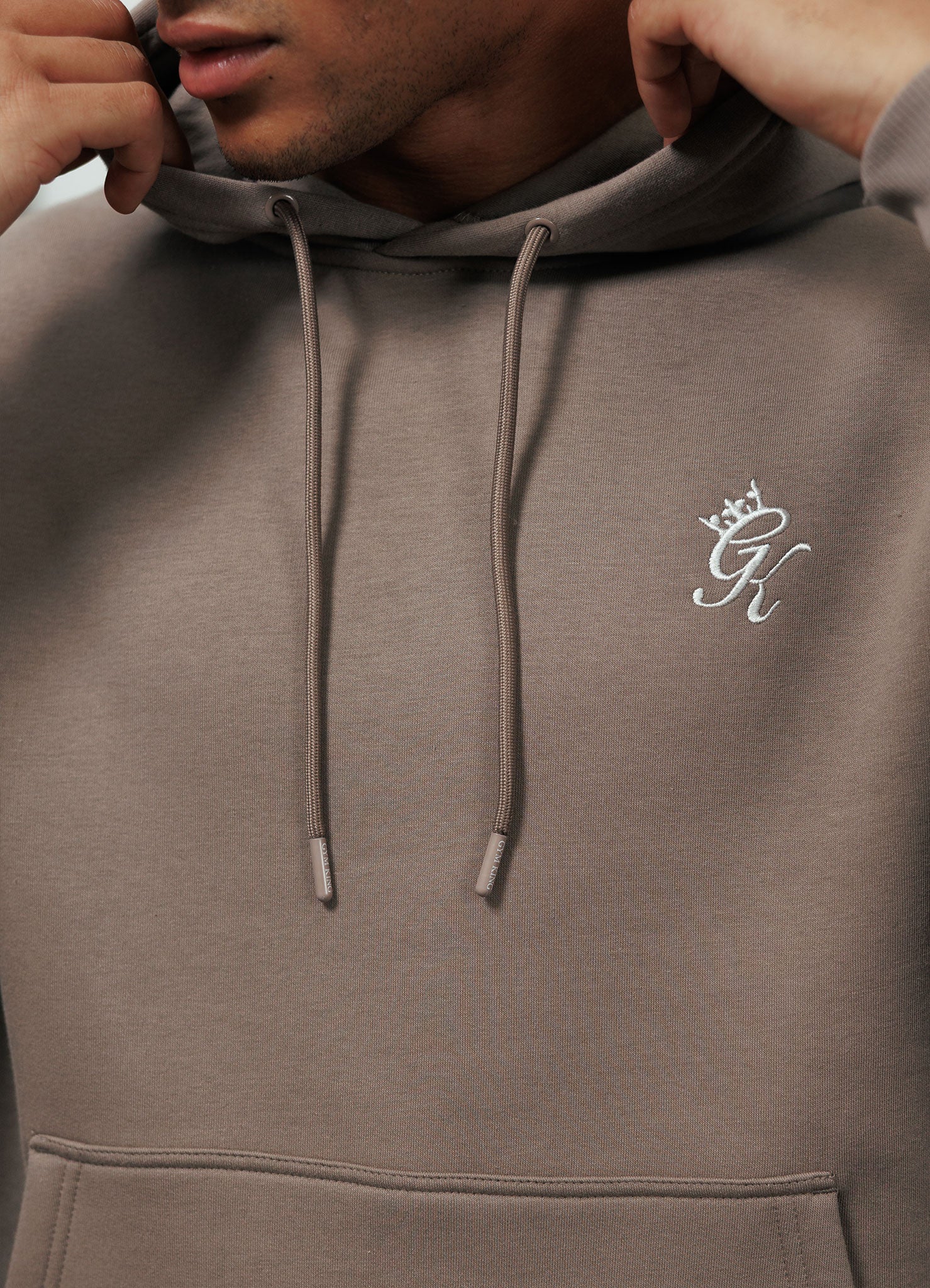 Gym King Fundamental Fleece Hood - Truffle