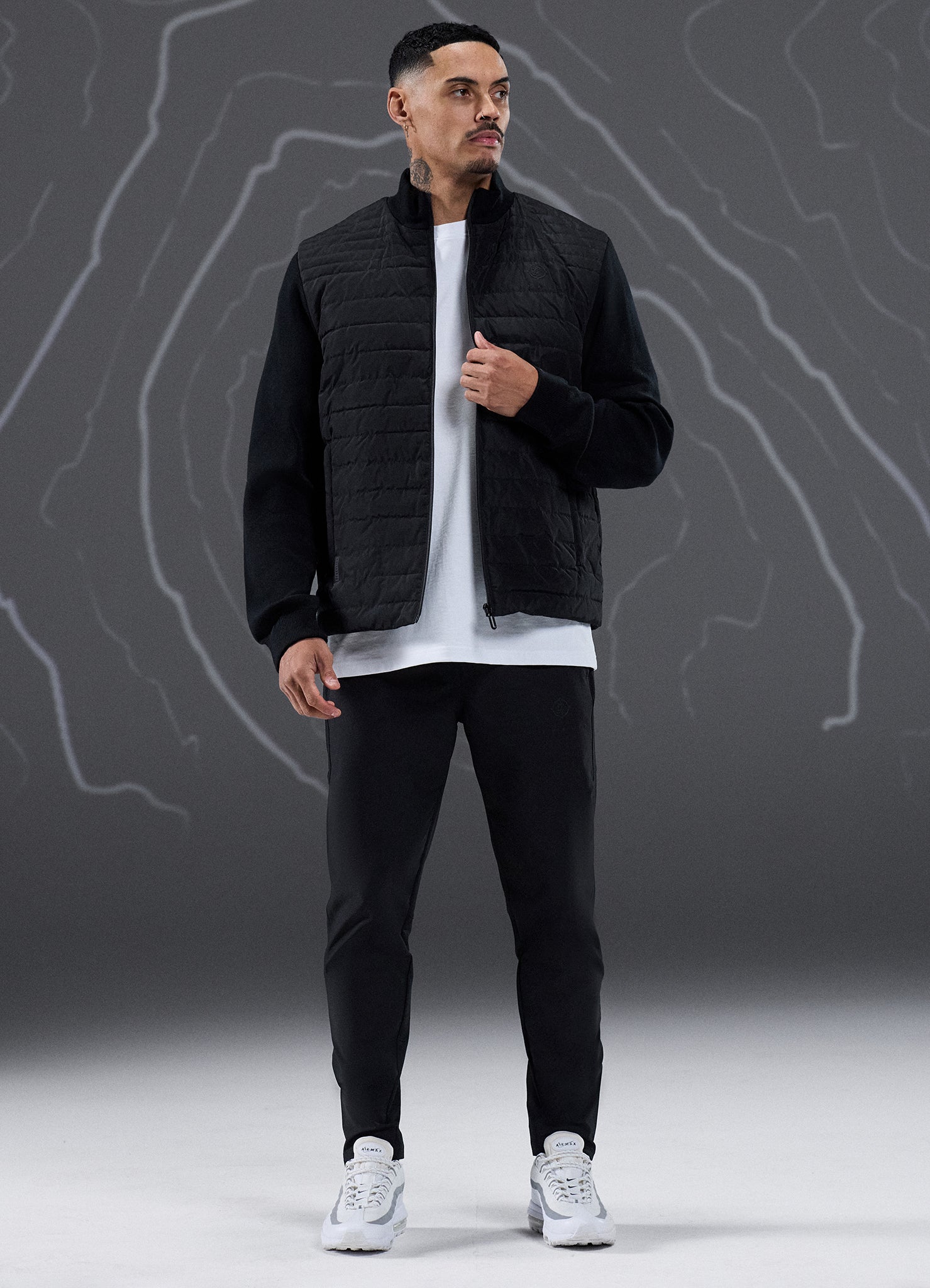 Gym King Rebellion Rushmore Light Quilted Knit Jacket - Black