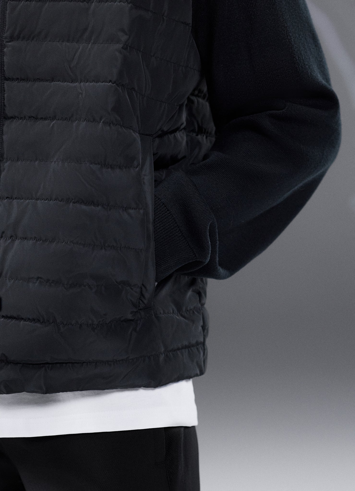 Gym King Rebellion Rushmore Light Quilted Knit Jacket - Black