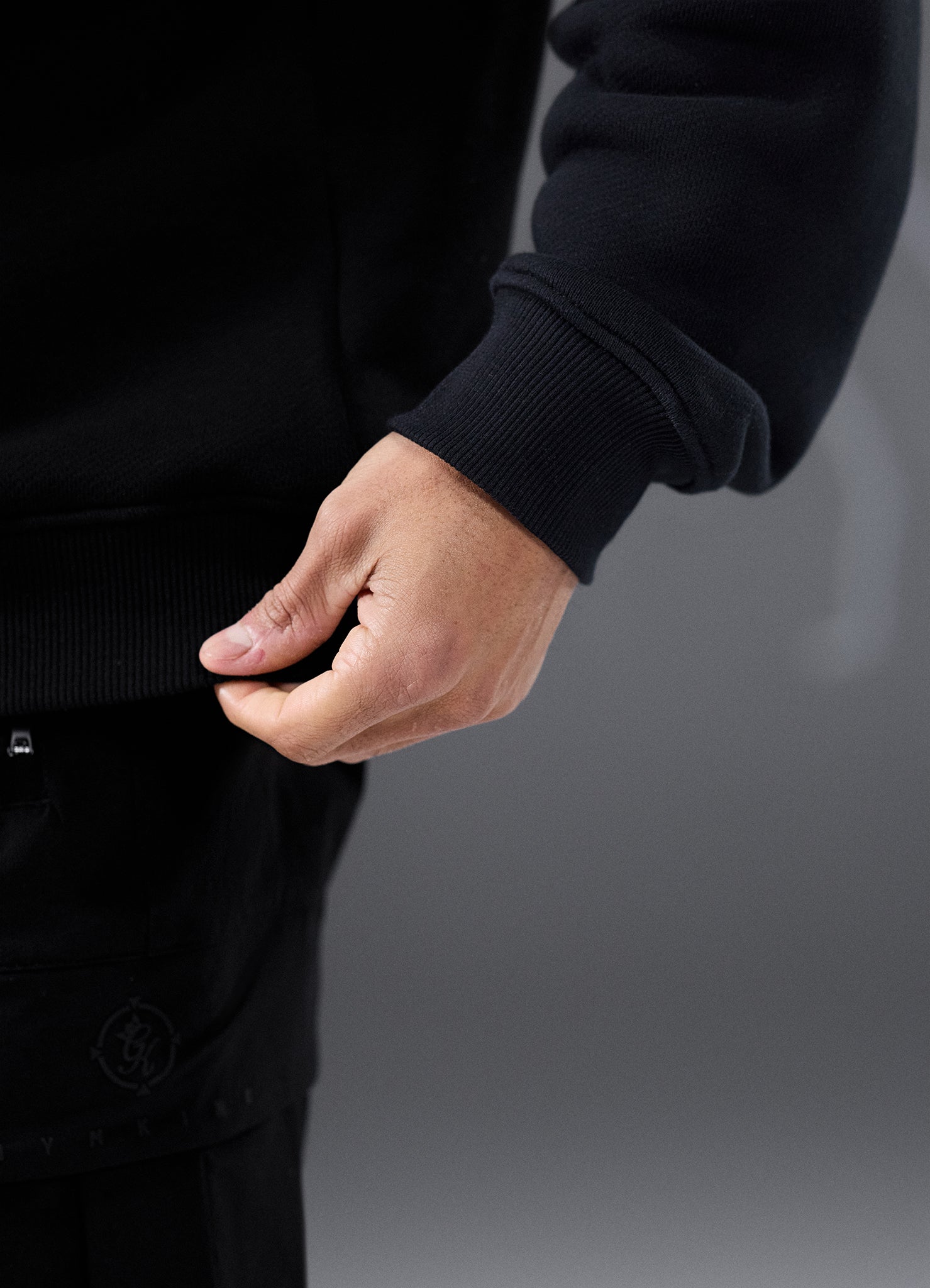 Gym King Rebellion Ambush Loopback Crew - Black