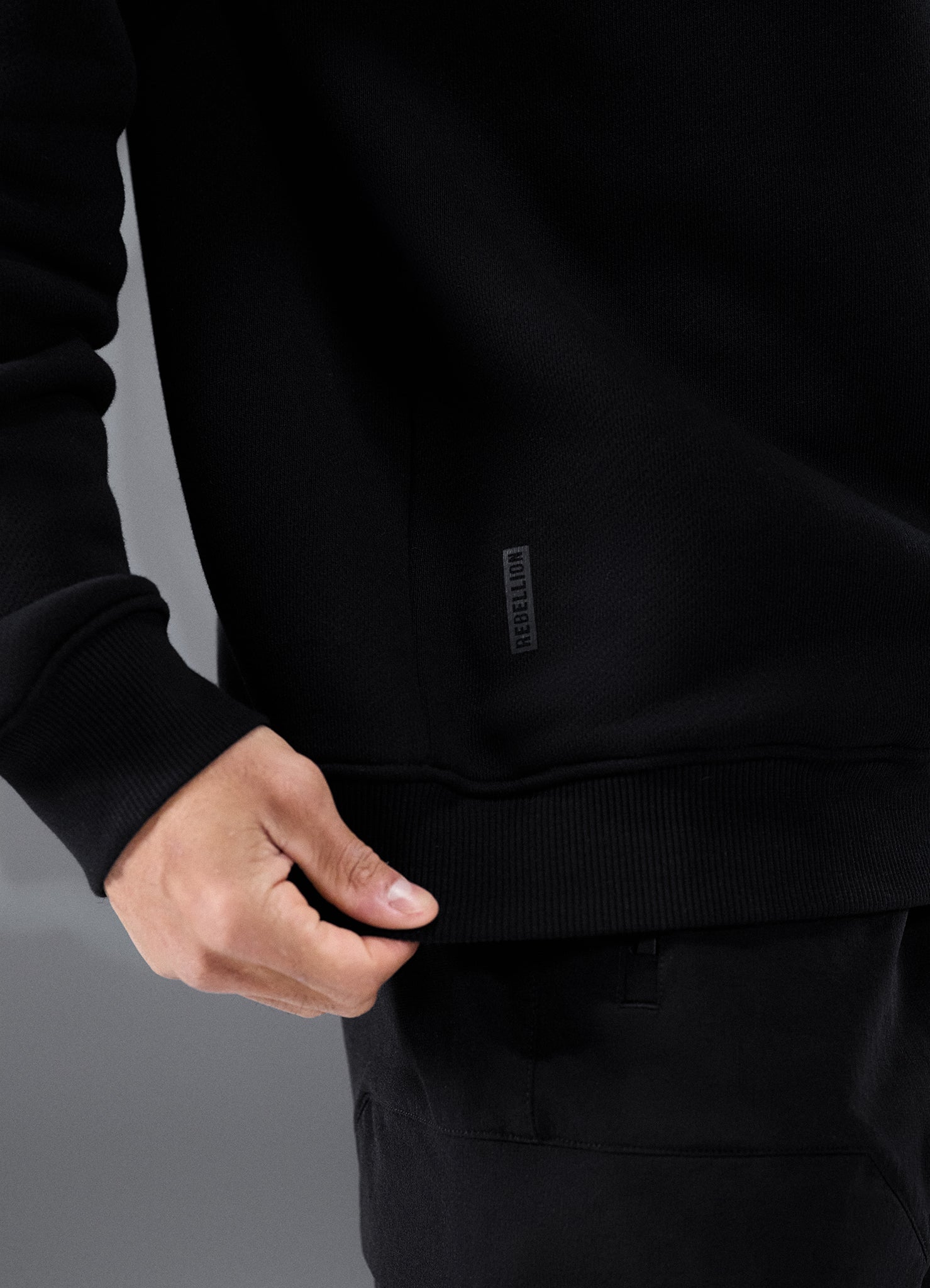 Gym King Rebellion Ambush Loopback Crew - Black