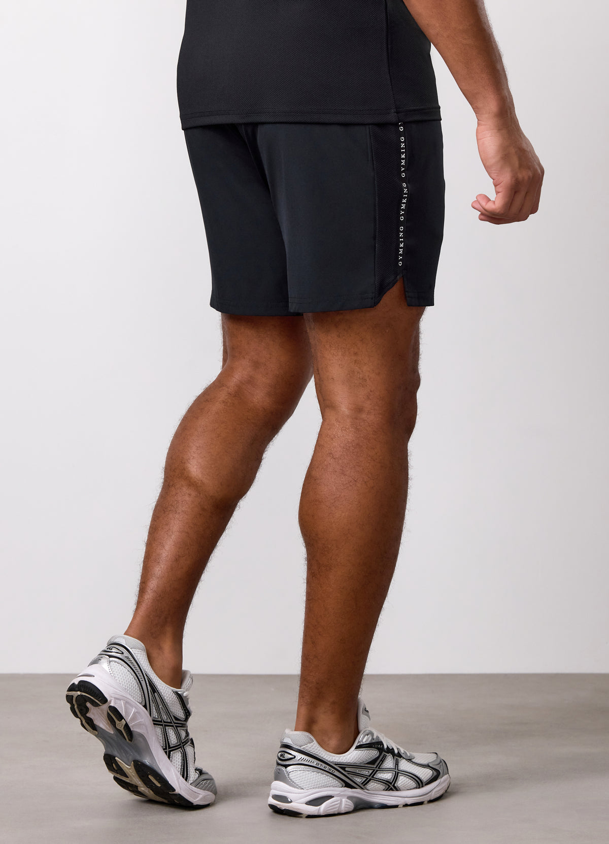 Gym King Ambition Taped Short 6"- Black